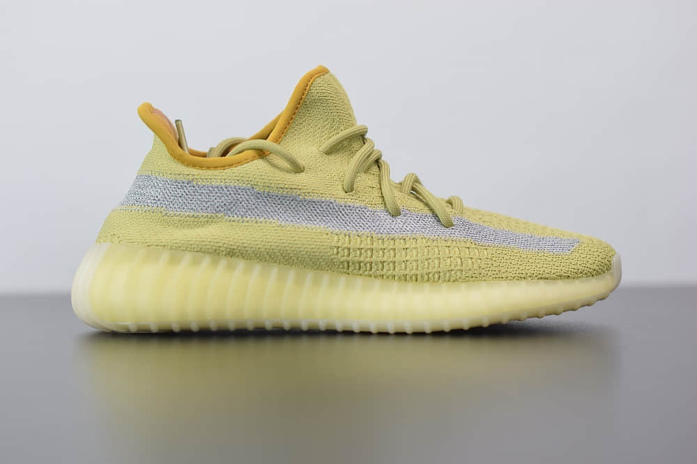 阿迪达斯ADIDAS YEZZY 350 V2黄侧透满天星休闲慢跑鞋纯原版本 货号：FX9034