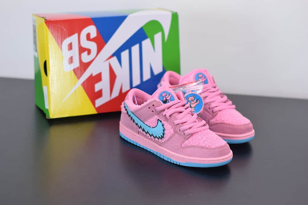 耐克NIKE SB DUNK LOW PRO QS粉蓝低帮跳舞小熊板鞋纯原版本 货号：CJ5378-600