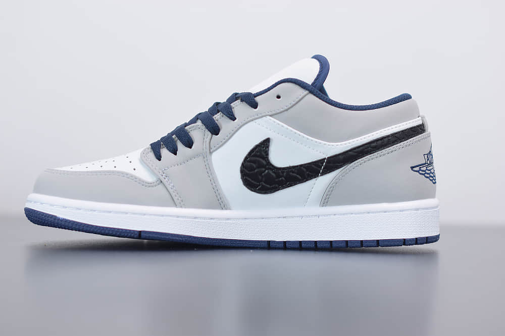 乔丹Air Jordan 1 Low AJ1低帮蓝蛇纹独立日板鞋纯原版本 货号：553558-103