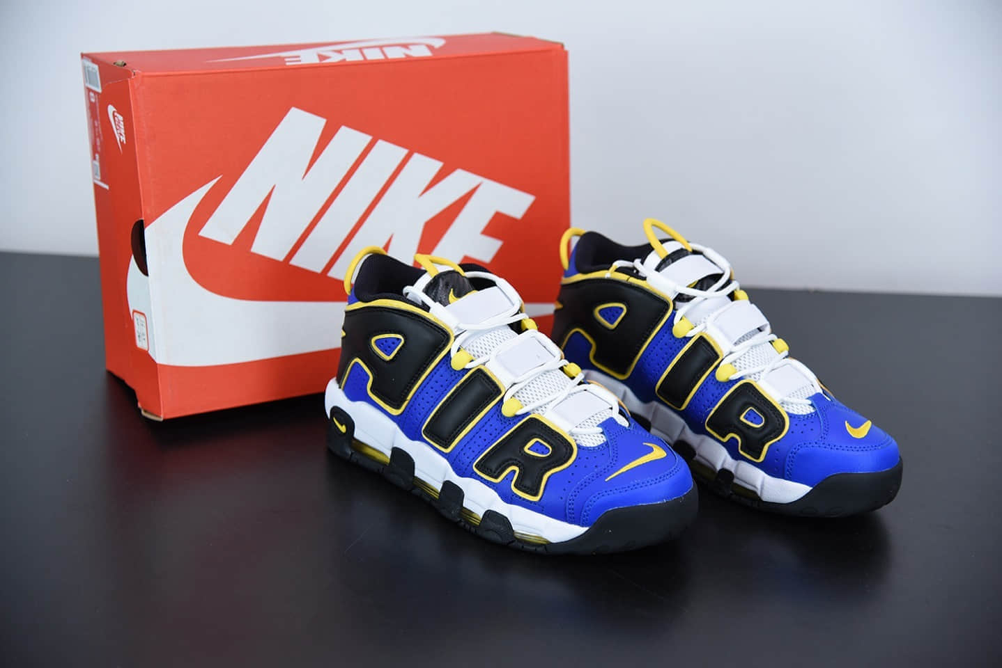 耐克Nike WMNS Air More Uptempo GSBarely Green 皮蓬黑黄蓝色篮球鞋纯原版本 货号：DC7300-400