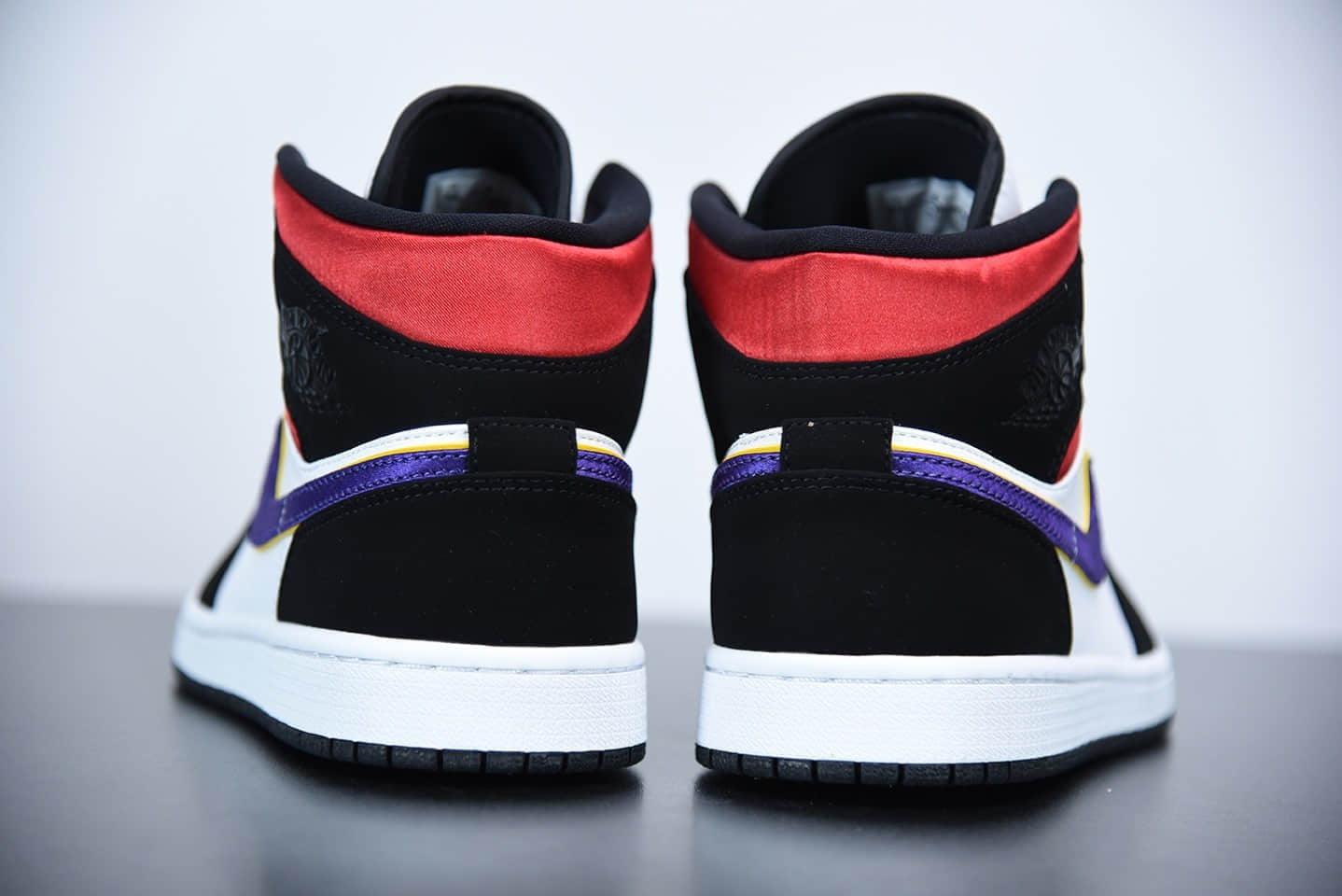 乔丹Air Jordan 1 Mid “What the”湖人红蓝中帮板鞋纯原版本 货号：852542-005