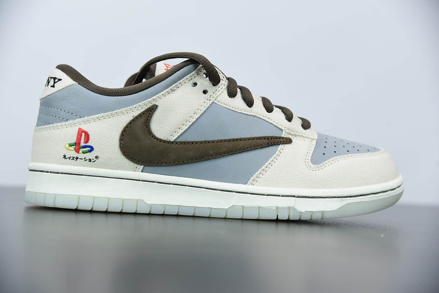 耐克Travis Scott x Playstation x SB Dunk Low 三方联名米白雾蓝低帮滑板鞋纯原版本 货号：CU1726-800