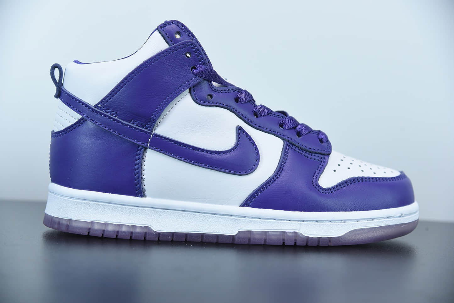 耐克Nike SB Dunk High Varsity Purple 扣篮系列白紫配色复古高帮休闲运动滑板鞋纯原版本 货号：DC5382-100