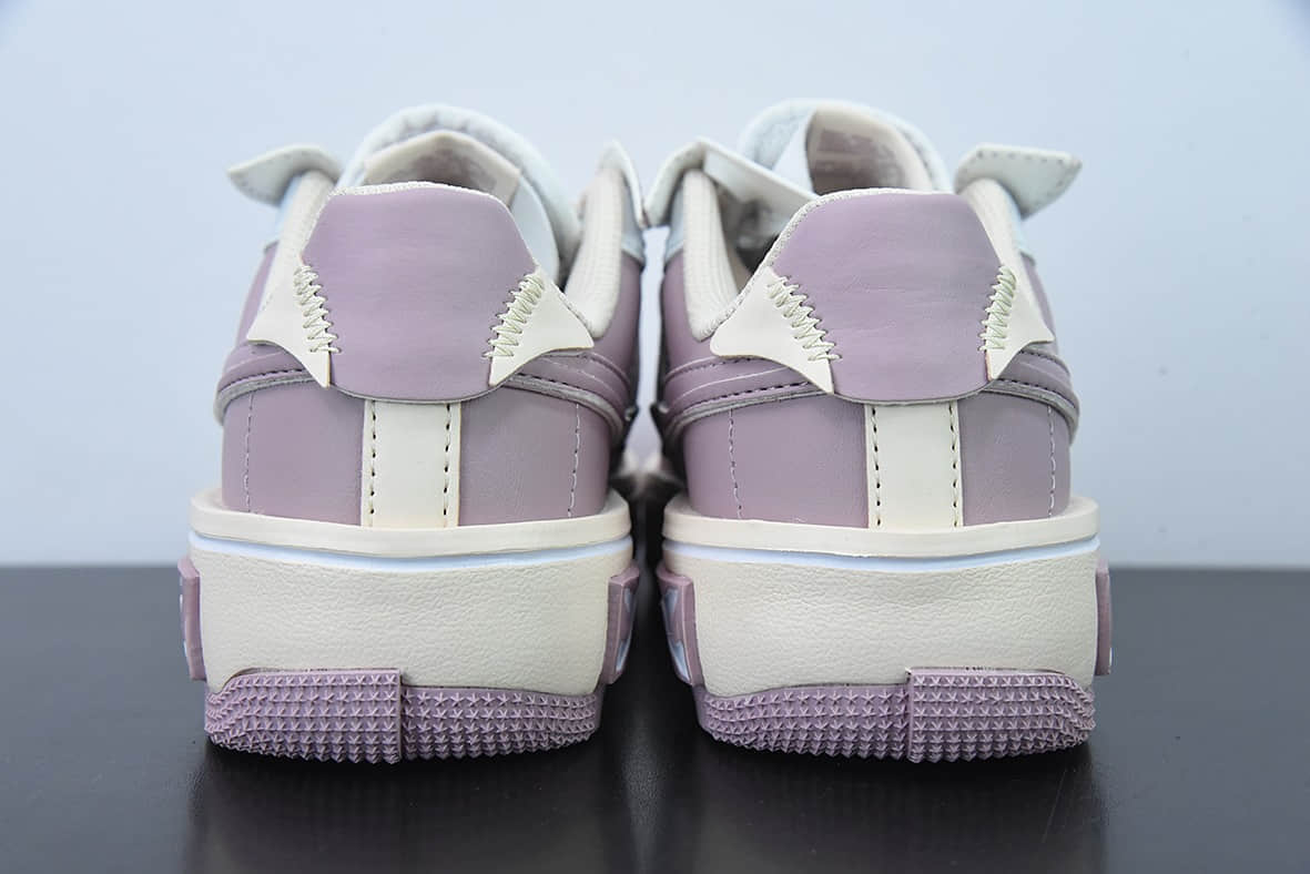 耐克Nike Wmns Air Force 1 FontankaRose PinkBeige玫瑰粉奶白丰塔卡系列空军一号低帮休闲板鞋纯原版本 货号：CW6688-609