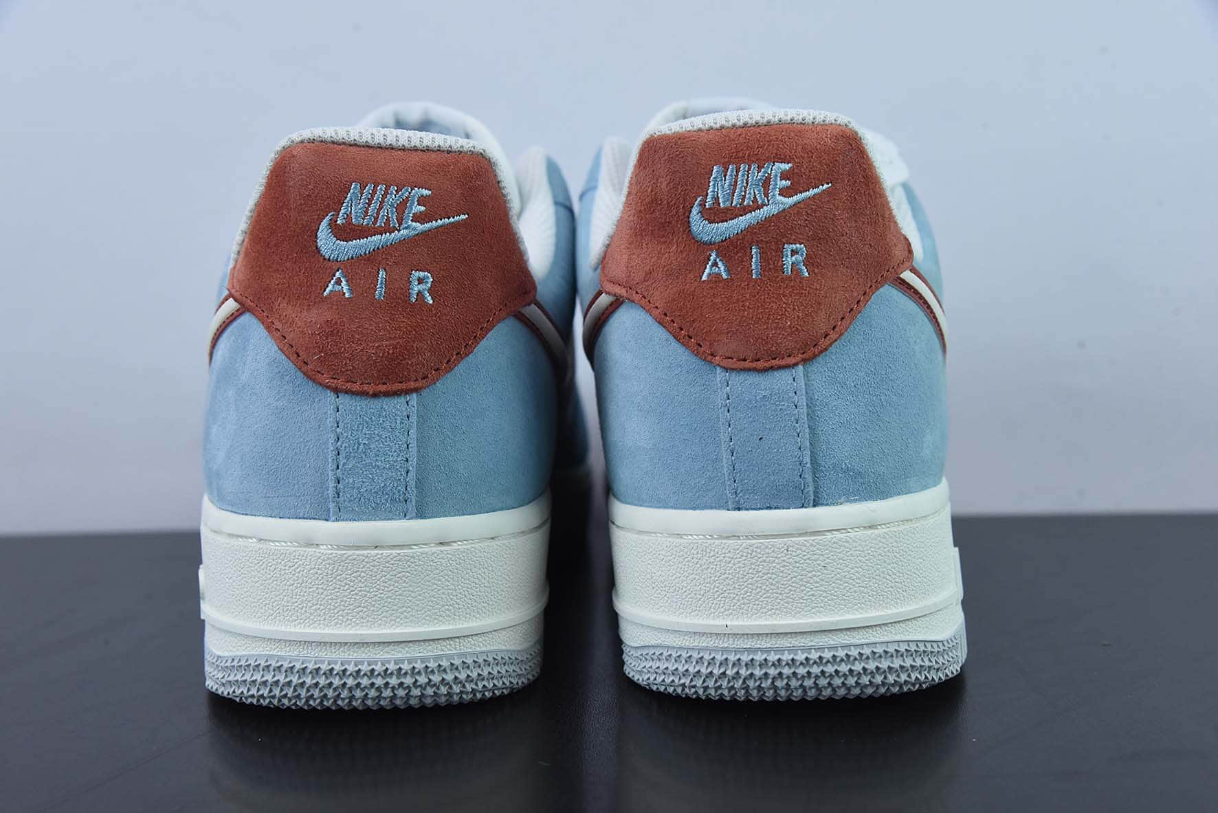 耐克Nike Air Force 1'07 Low 酒红灰蓝空军一号低帮休闲板鞋纯原版本 货号：LZ6699-521