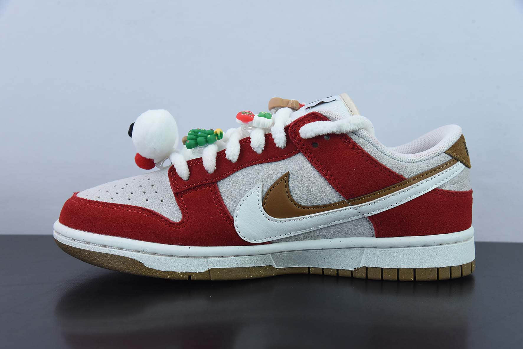 耐克Nike Dunk Low SE 85 白棕双钩圣诞节主题经典复古休闲板鞋纯原版本 货号： DO9457-112