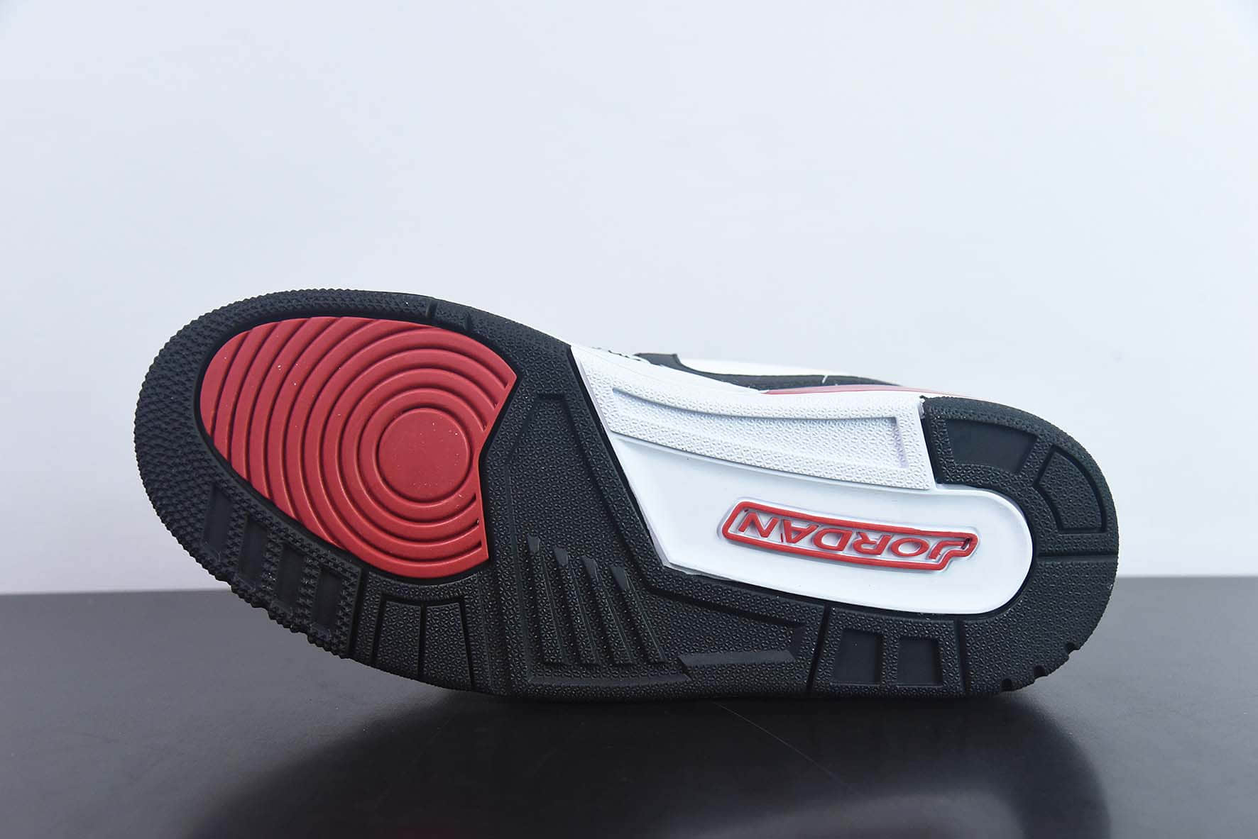 乔丹Air Jordan Legacy AJ312 Low黑白红魔术贴三合一板鞋纯原版本 货号：FJ7221-101