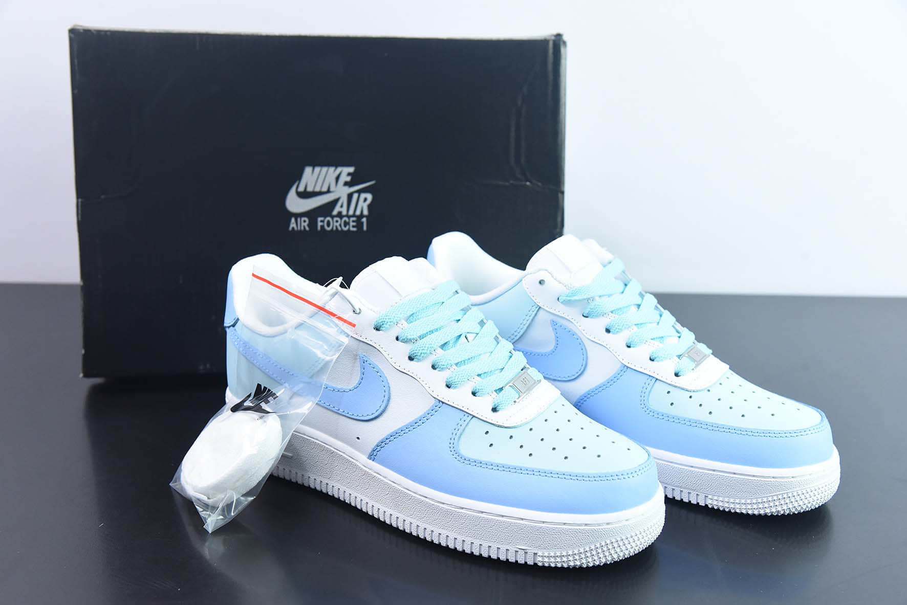 耐克Nike Air Force 1’07 LowLight BlueJadeWhite拼色浅蓝白空军一号经典低帮百搭休闲运动板鞋纯原版本 货号：CW2299-111