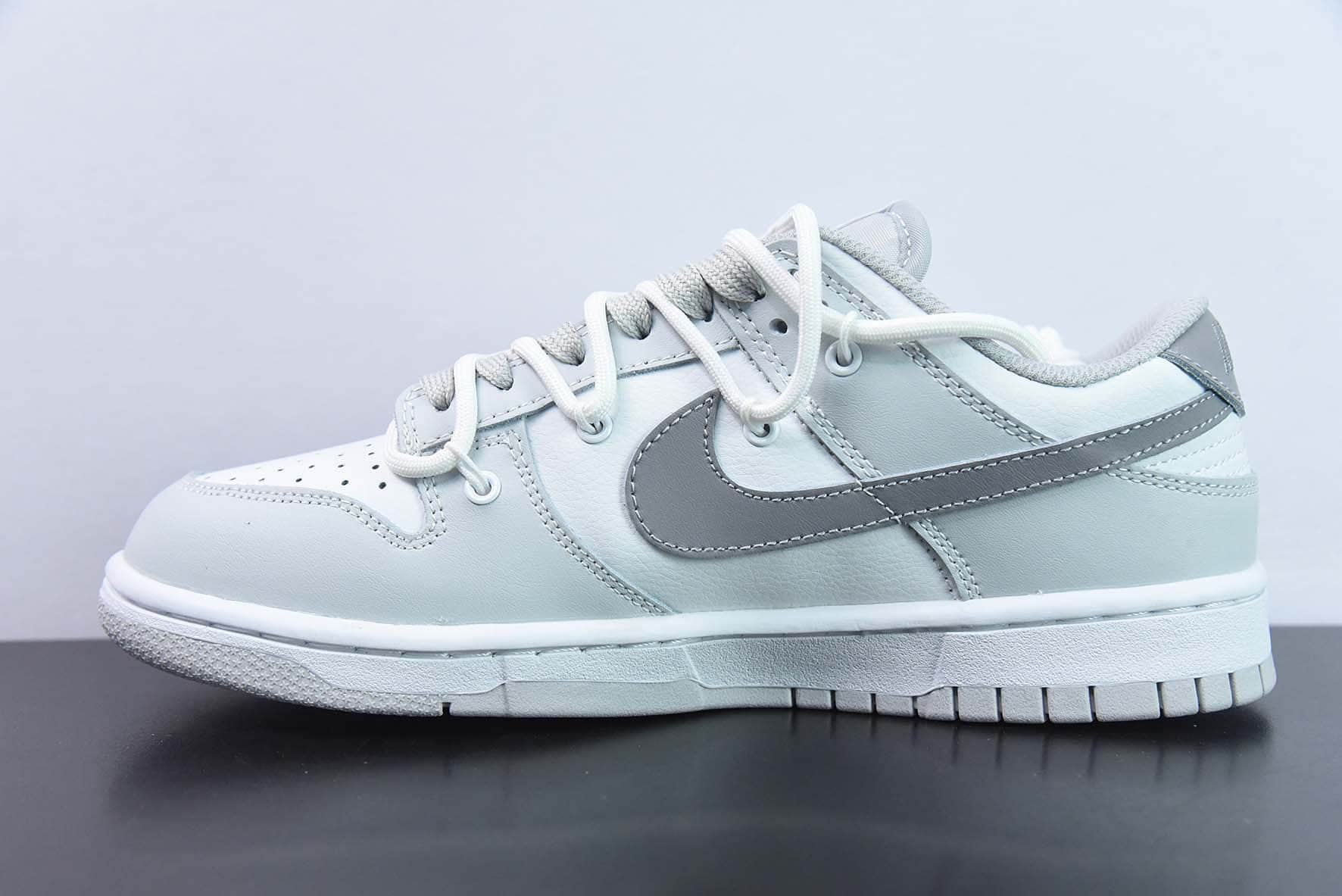 耐克Nike Dunk Low SB 白灰绑带定制版低帮滑板鞋纯原版本 货号：DH7913-001 