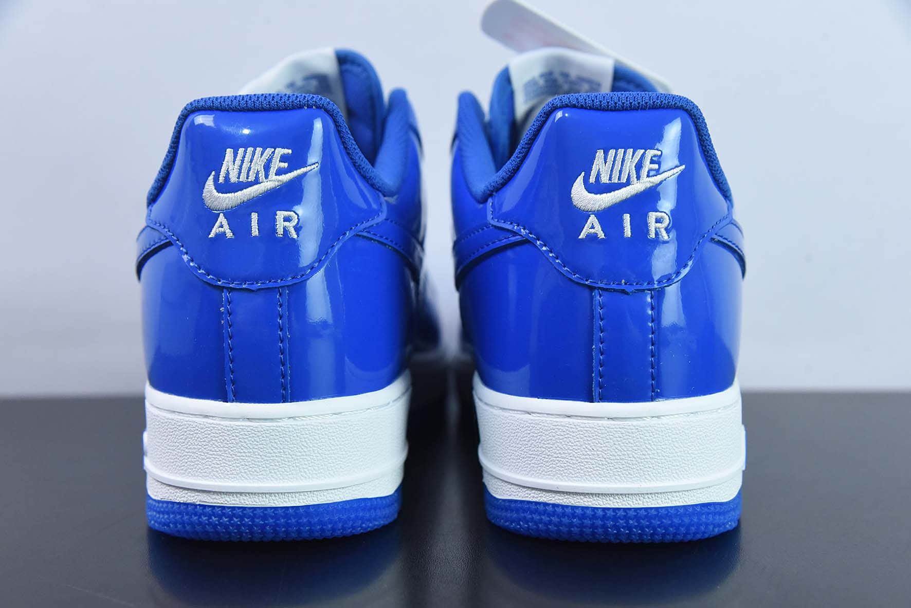 耐克Nike Air Force 1 Low ’07 蓝色漆皮空军一号低帮休闲板鞋纯原版本 货号：HP3656-555