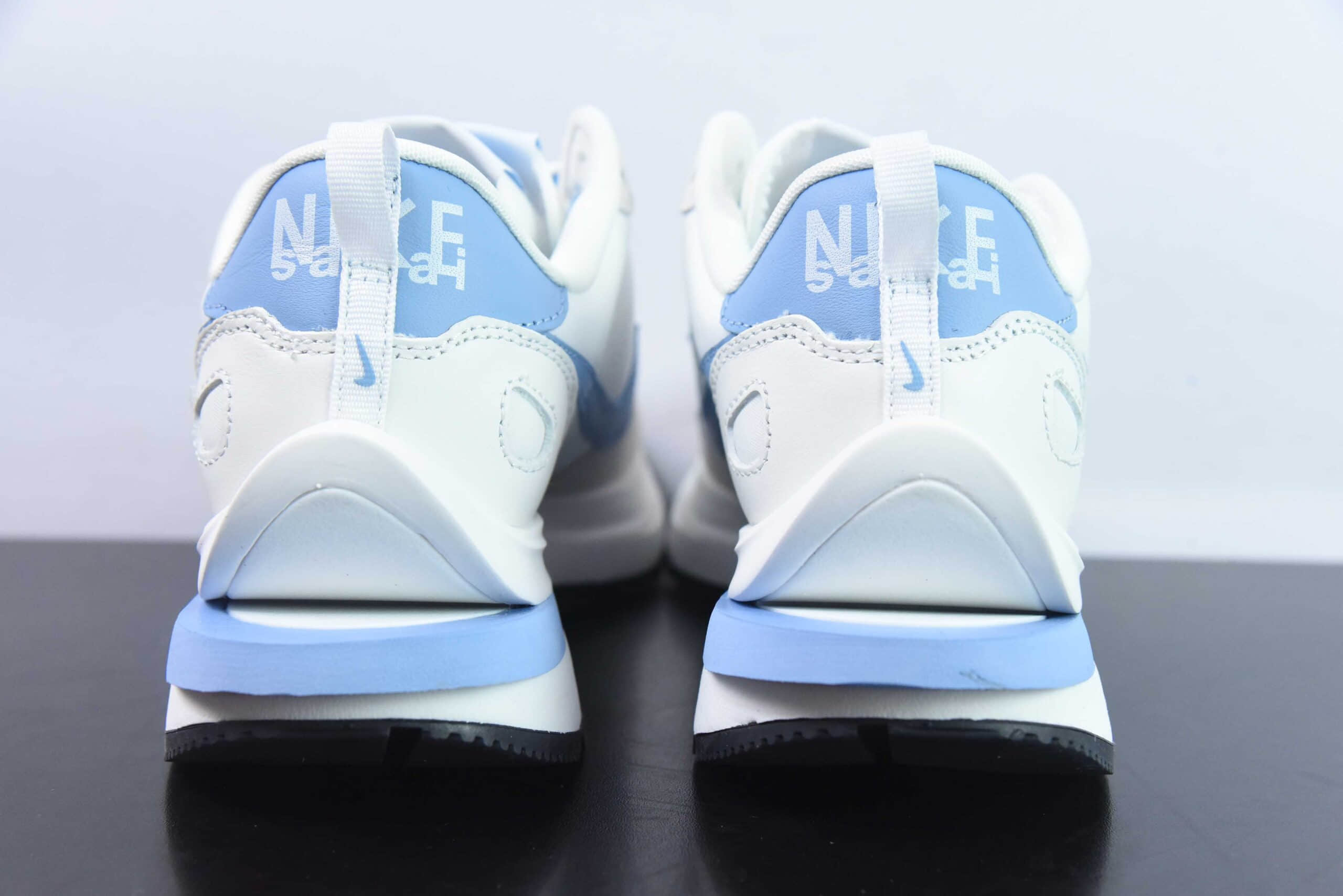 耐克Nike Sacai x VaporWaffle sacai 华夫3.0 灰白蓝低帮运动休闲走秀鞋纯原版本 货号：DD1875-112  
