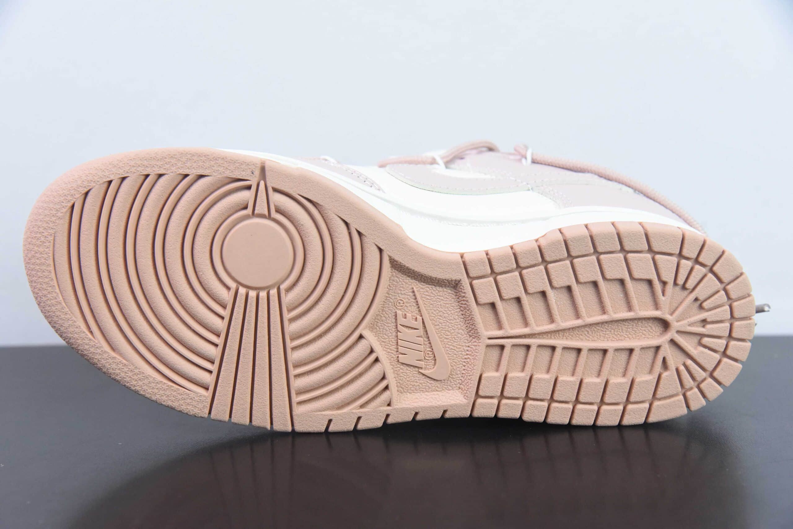 耐克Nike SB Dunk Low”PinkWhite“浅粉米白情人节绑绳SB扣篮系列低帮经典百搭休闲运动板鞋纯原版本 货号：DD1503-118 