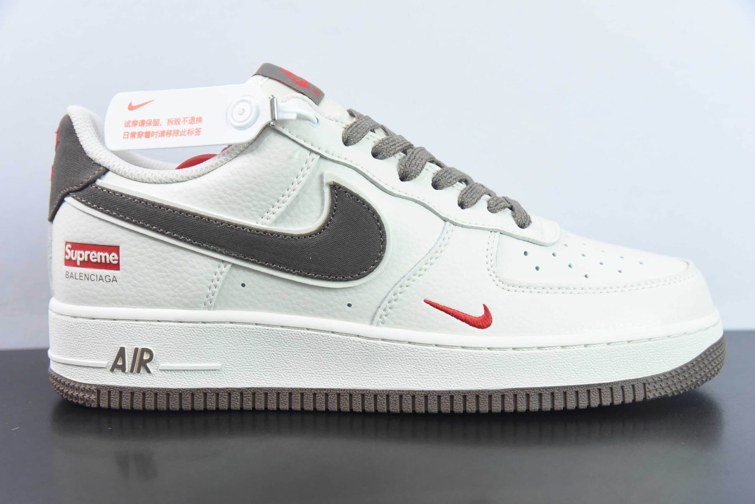 耐克Nike Supreme x Nike Air Force 1‘07 Low联名棕咖空军一号休闲板鞋纯原版本 货号：HD9888-001