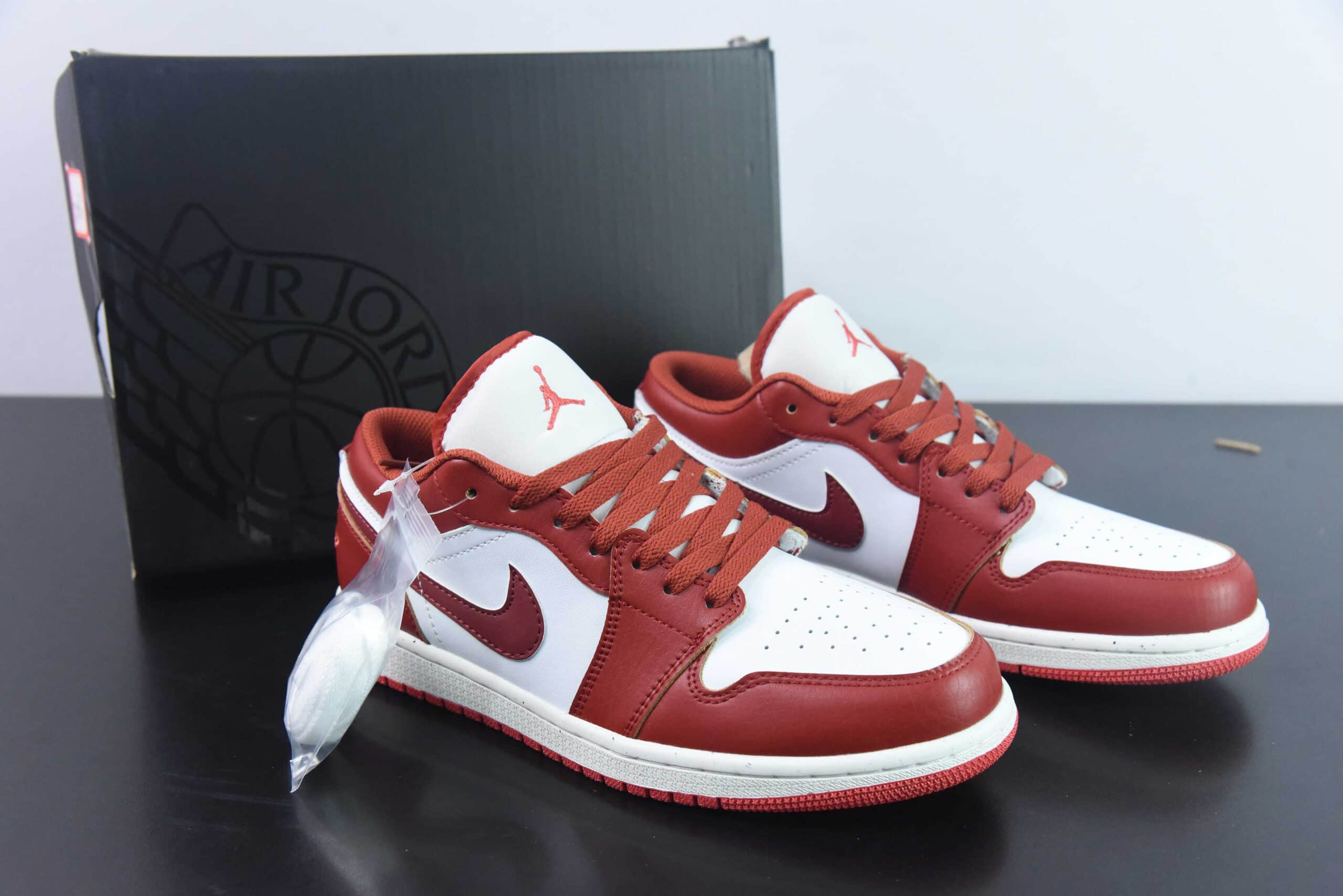 乔丹Air Jordan 1 Low AJ1白红脚趾沙丘红低帮休闲板鞋纯原版本 货号：FJ3459-160