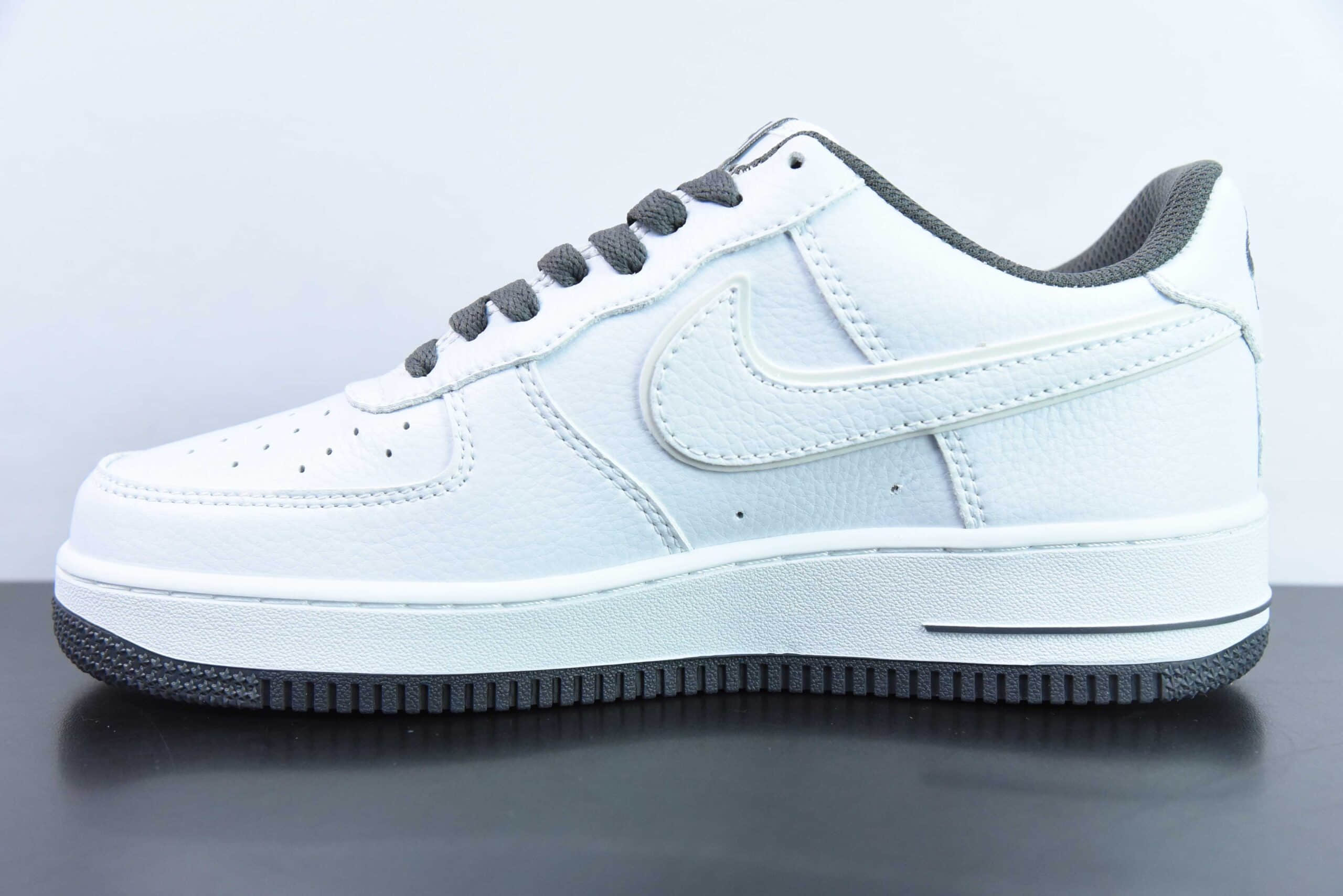 耐克Nike Air Force 1 Low 07 KITH联名白深灰空军一号低帮休闲板鞋纯原版本 货号：KT1659-010