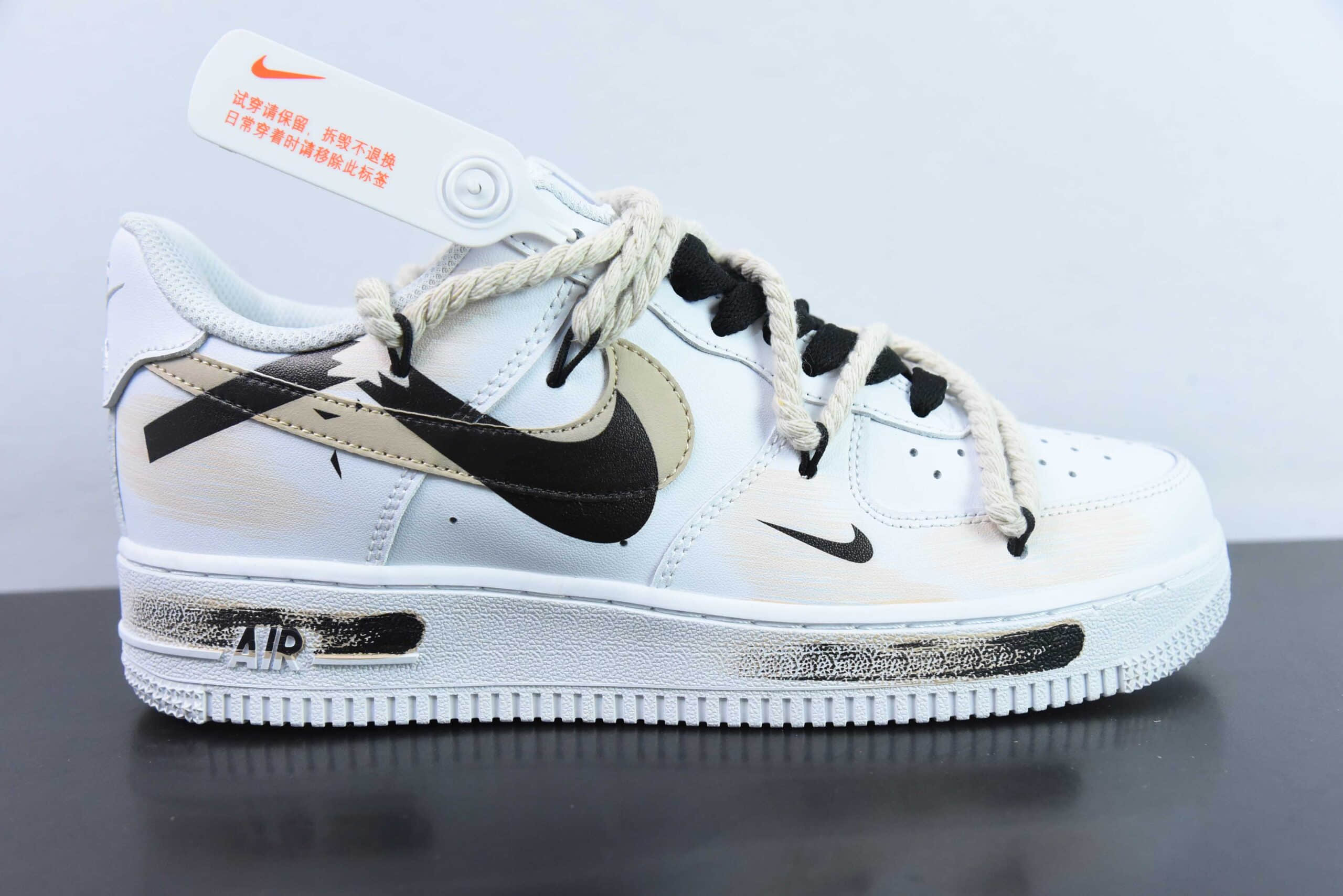 耐克Nike Air Force 1'07 Low 二次元主题米白黑喷绘断勾空军一号绑带低帮休闲板鞋纯原版本 货号：ZH0316-013