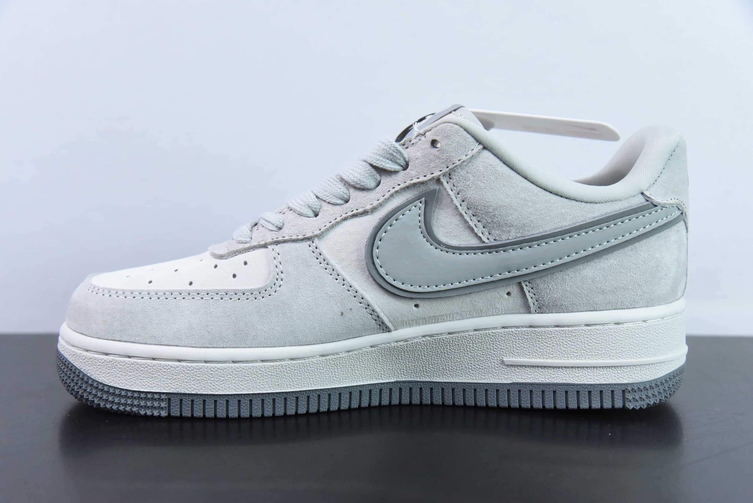 耐克Nike Air Force 1'07 Low 北面CDG联名米浅灰猪八空军一号低帮休闲板鞋纯原版本 货号：HD1968-016