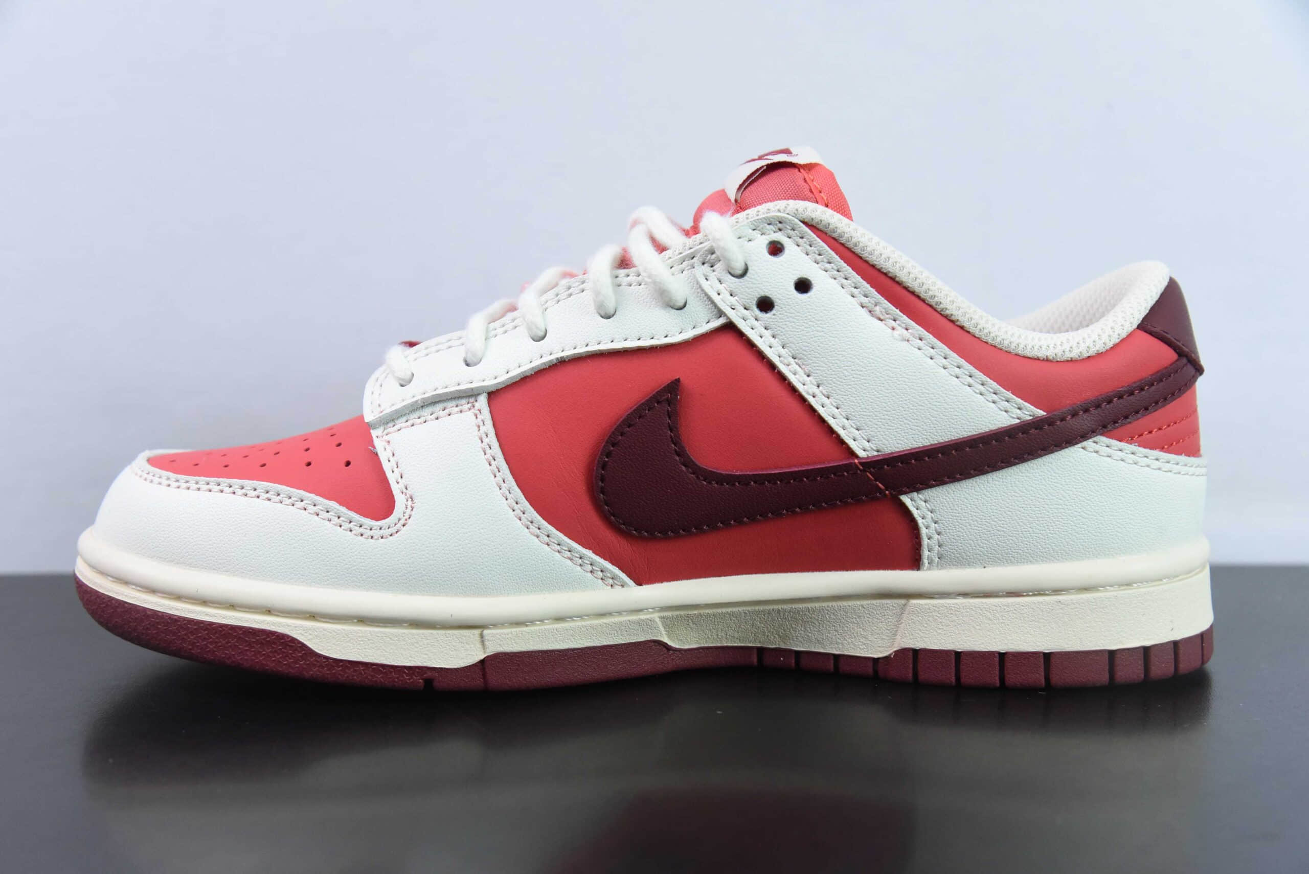 耐克Nike Dunk Low 白红低帮休闲运动板鞋纯原版本 货号：DV1694-900