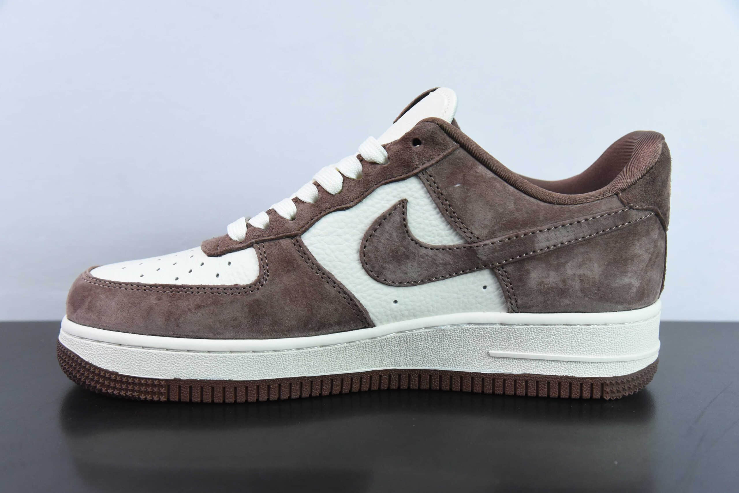 耐克Nike Air Force 1'07 Low LV联名巧克力猪八空军一号低帮休闲板鞋纯原版本 货号：HD1968-022