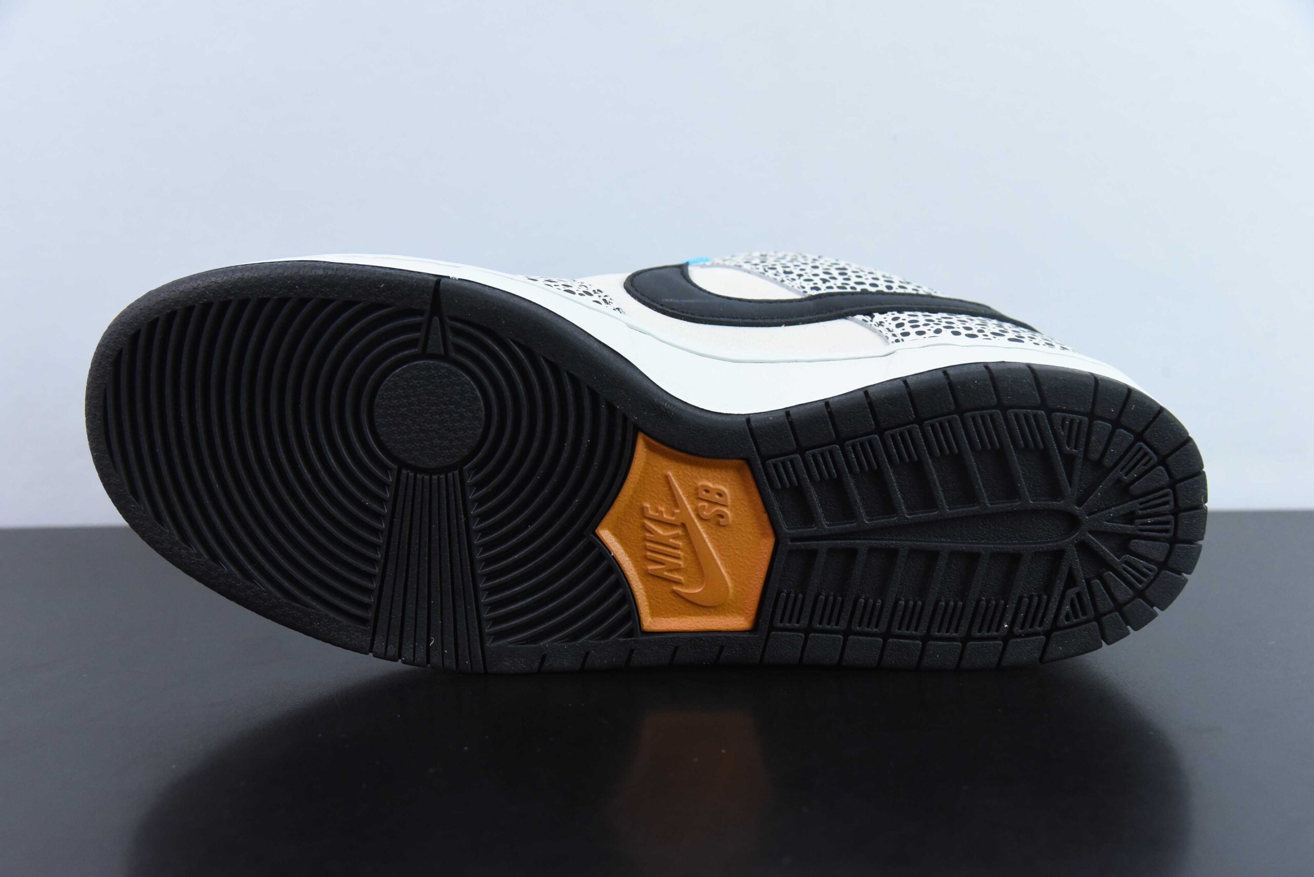 耐克Nike SB Dunk Low Safari Olympics 棕黑SB扣篮系列低帮休闲运动滑板板鞋纯原版本 货号：FZ1233-002 
