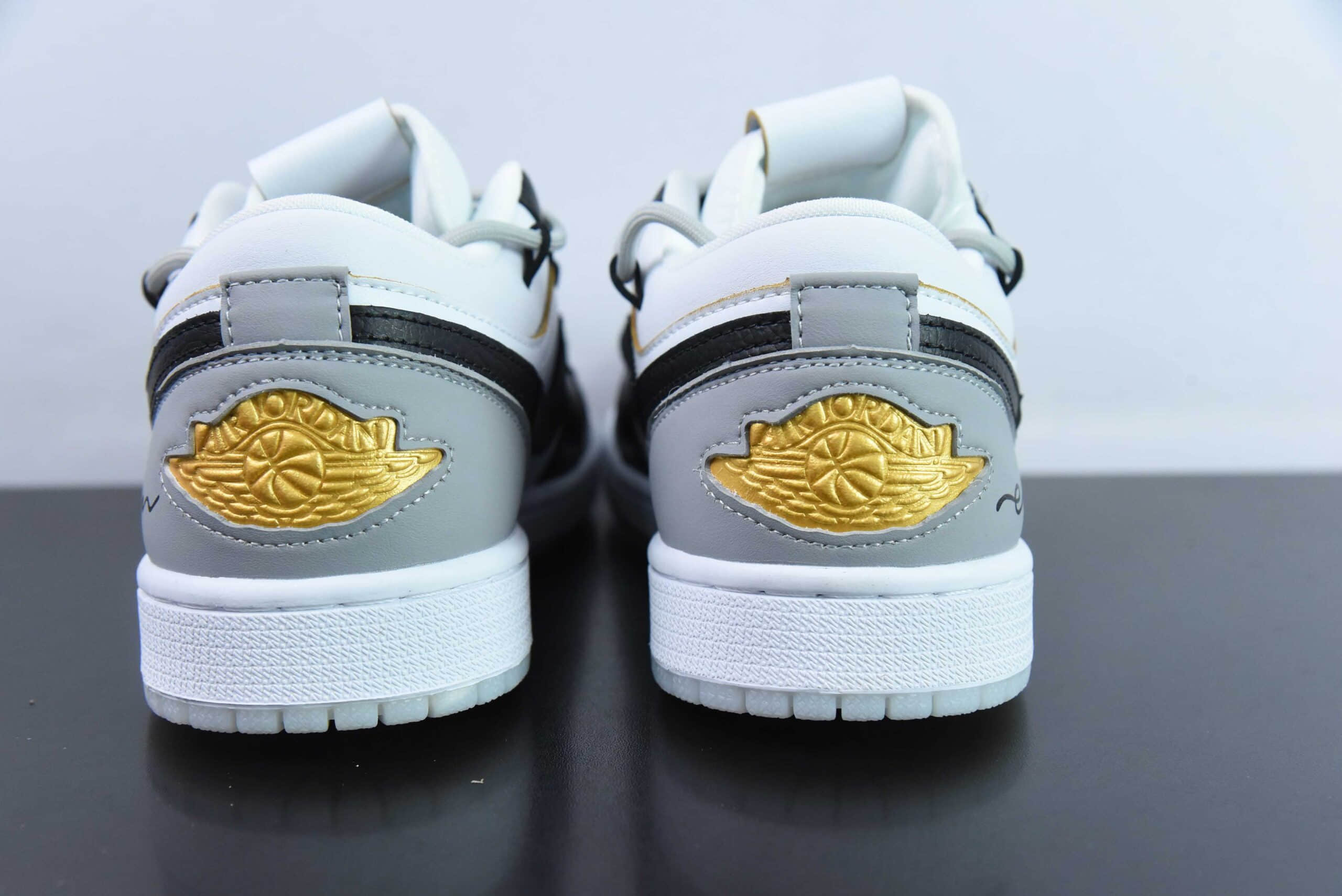 乔丹Air Jordan 1 Low 手绘绑绳解构低帮AJ1低帮休闲板鞋纯原版本 货号：FN8901-164