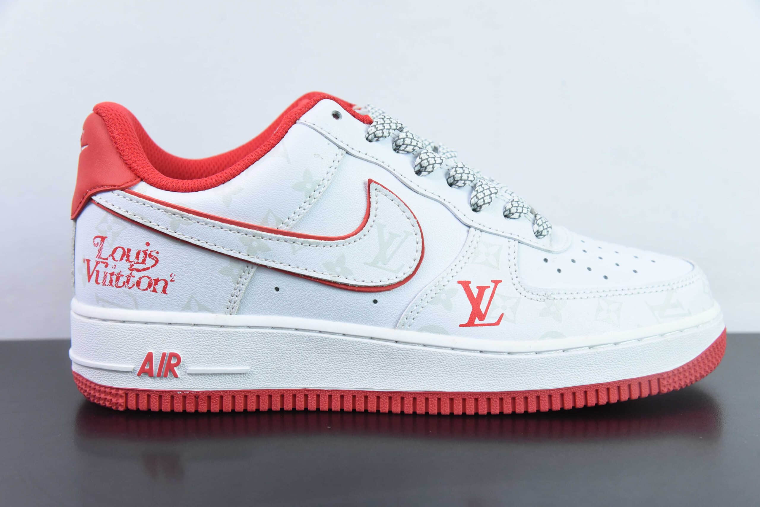 耐克NIke Air Force 1 '07 Low “LV联名红暗夜精灵”空军一号低帮休闲板鞋纯原版本 货号：DR9868-100