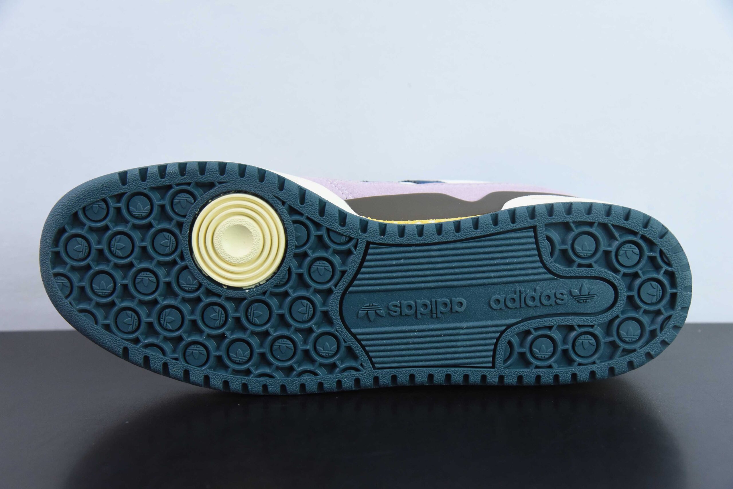 阿迪达斯 Adidas Forum Low葡萄紫色低帮复古休闲板鞋纯原版本 货号：ID6266 