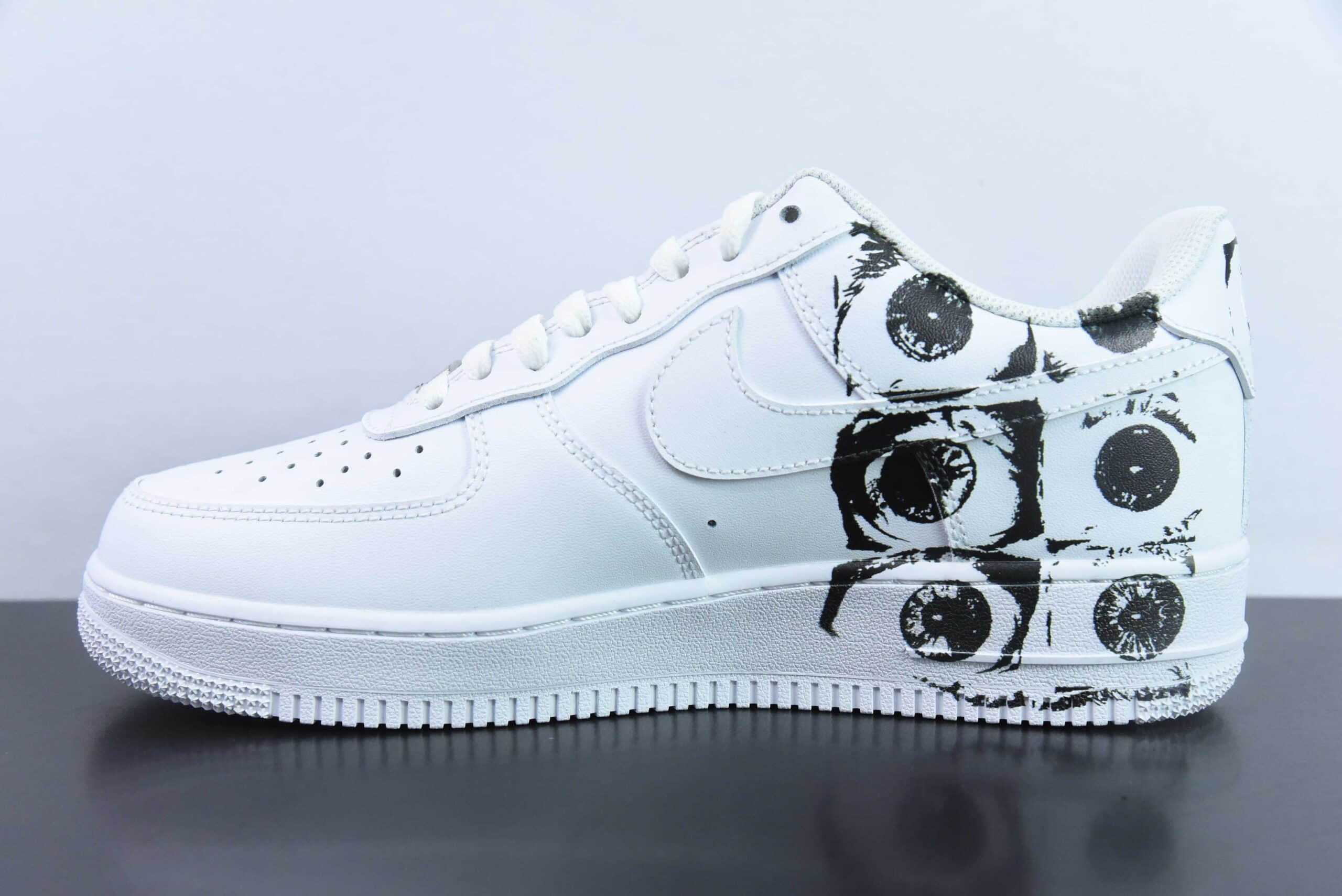 IMG_256耐克Nike CDG x Supreme x NK Air Force 1 Supreme Comme des Garcons Shirt 三方联名白黑六眼空军一号低帮板鞋纯原版本 货号：923044-100