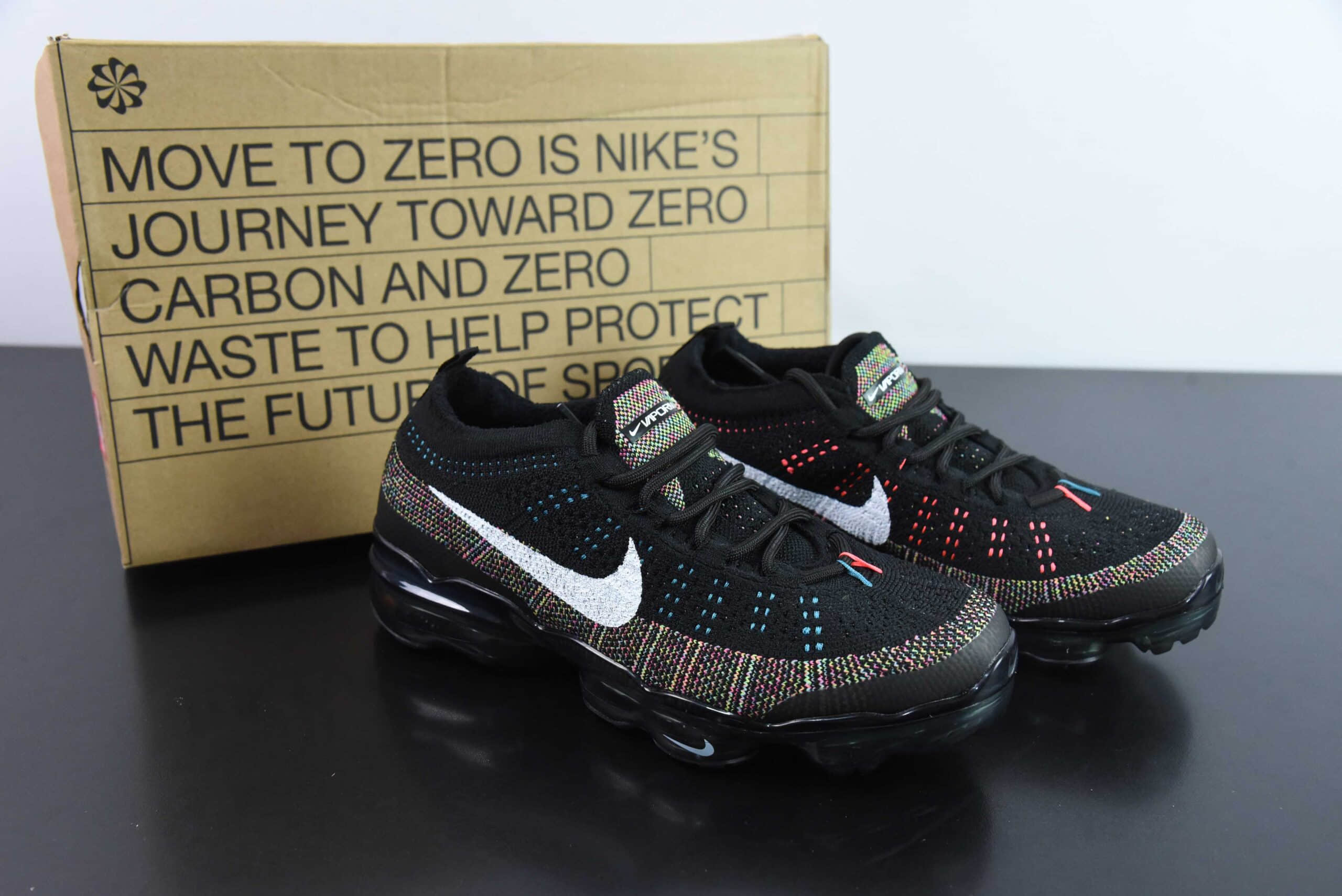 耐克Nike Air VaporMax 2023 Flyknit FKBlack Multi-Color2023款大气垫系列针织黑白彩虹低帮针织休闲运动全掌气垫慢跑鞋纯原版本 货号：DV1678-008