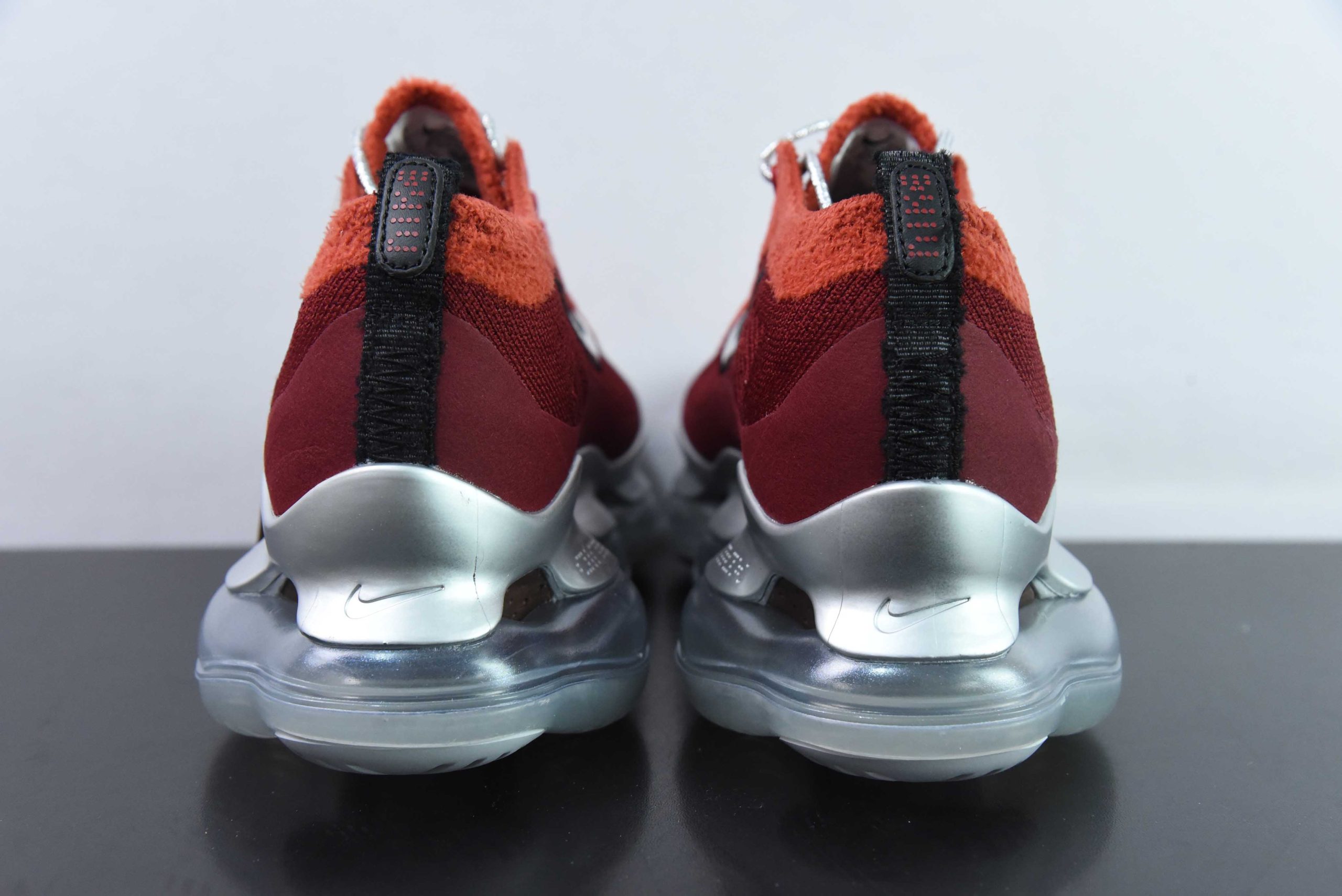耐克Nike Air Max Scorpion 红银次世代全掌气垫跑鞋纯原版本 货号：DJ4701-700 