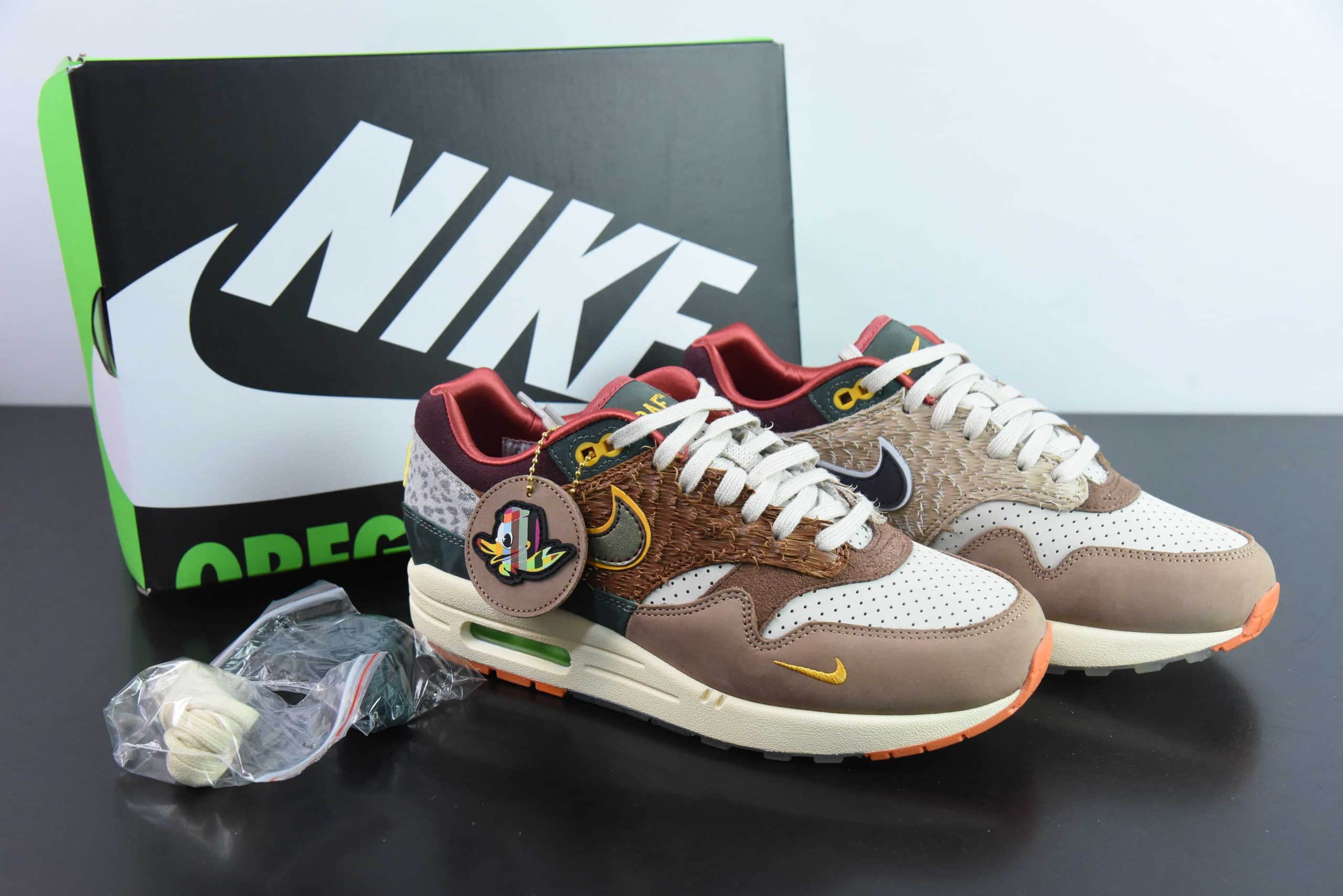 耐克Nike Division Street x Nike Air Max 1 DS联名复刻丑小鸭初代复古气垫慢跑鞋纯原版本 货号：HQ2639-100