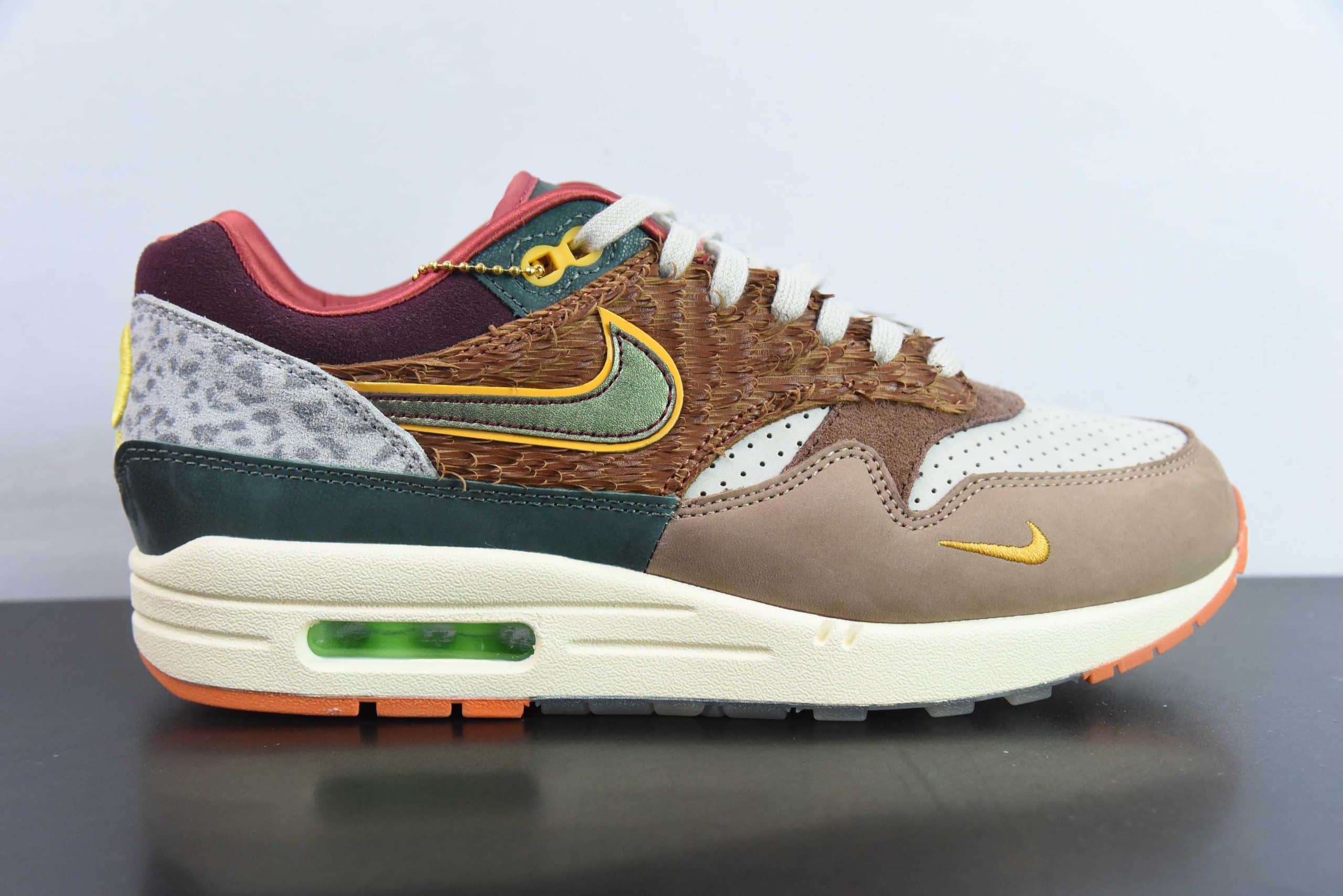 耐克Nike Division Street x Nike Air Max 1 DS联名复刻丑小鸭初代复古气垫慢跑鞋纯原版本 货号：HQ2639-100