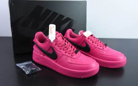 耐克Nike AMBUSH x NK Air Force 1 Low 粉黑大勾空军一号休闲运动板鞋纯原版本 货号：DV3464-200