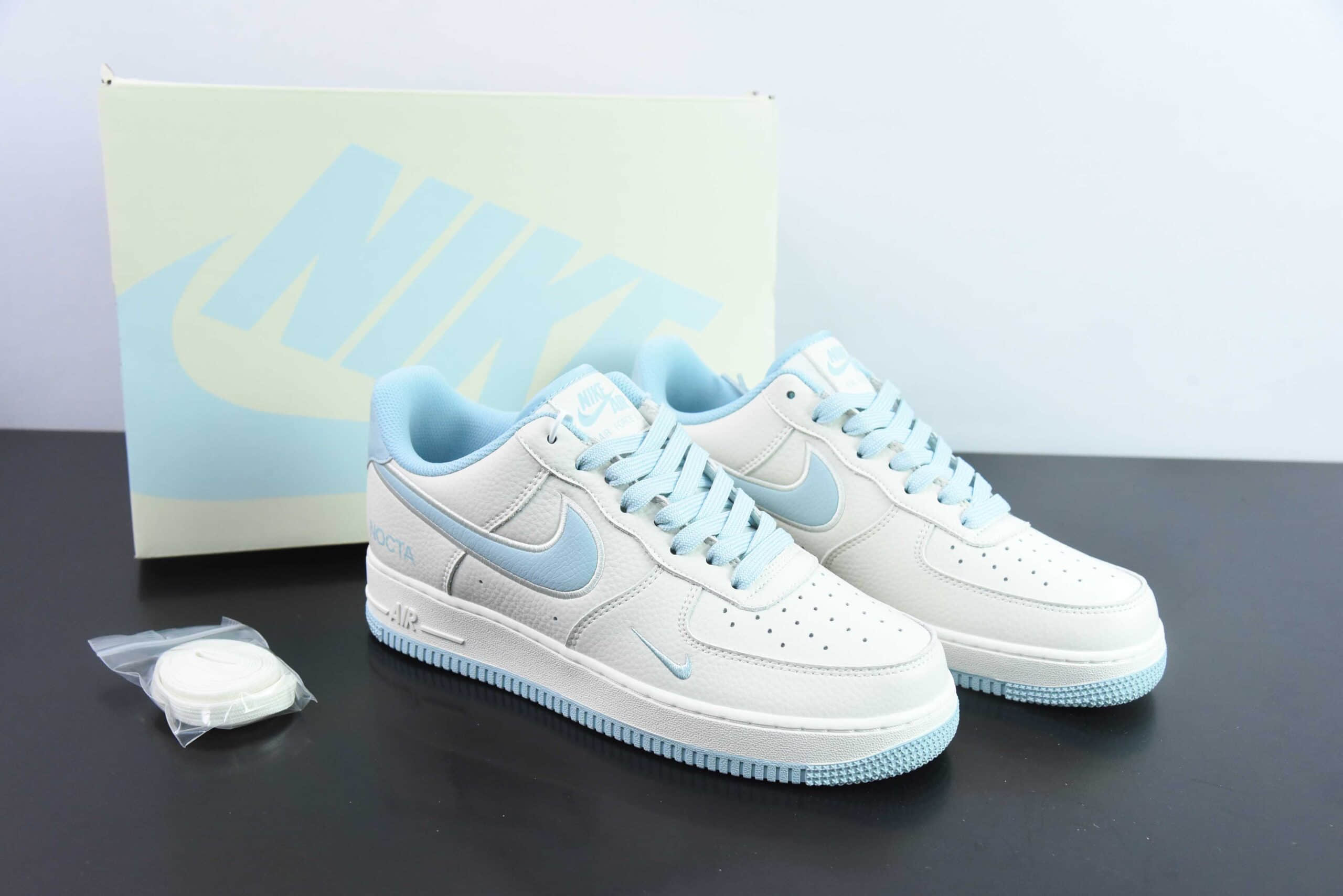 耐克Nike Air Force 1 07 LowNOCTA联名米白浅蓝电绣双钩空军一号经典低帮百搭休闲运动板鞋纯原版本 货号：N00224-026