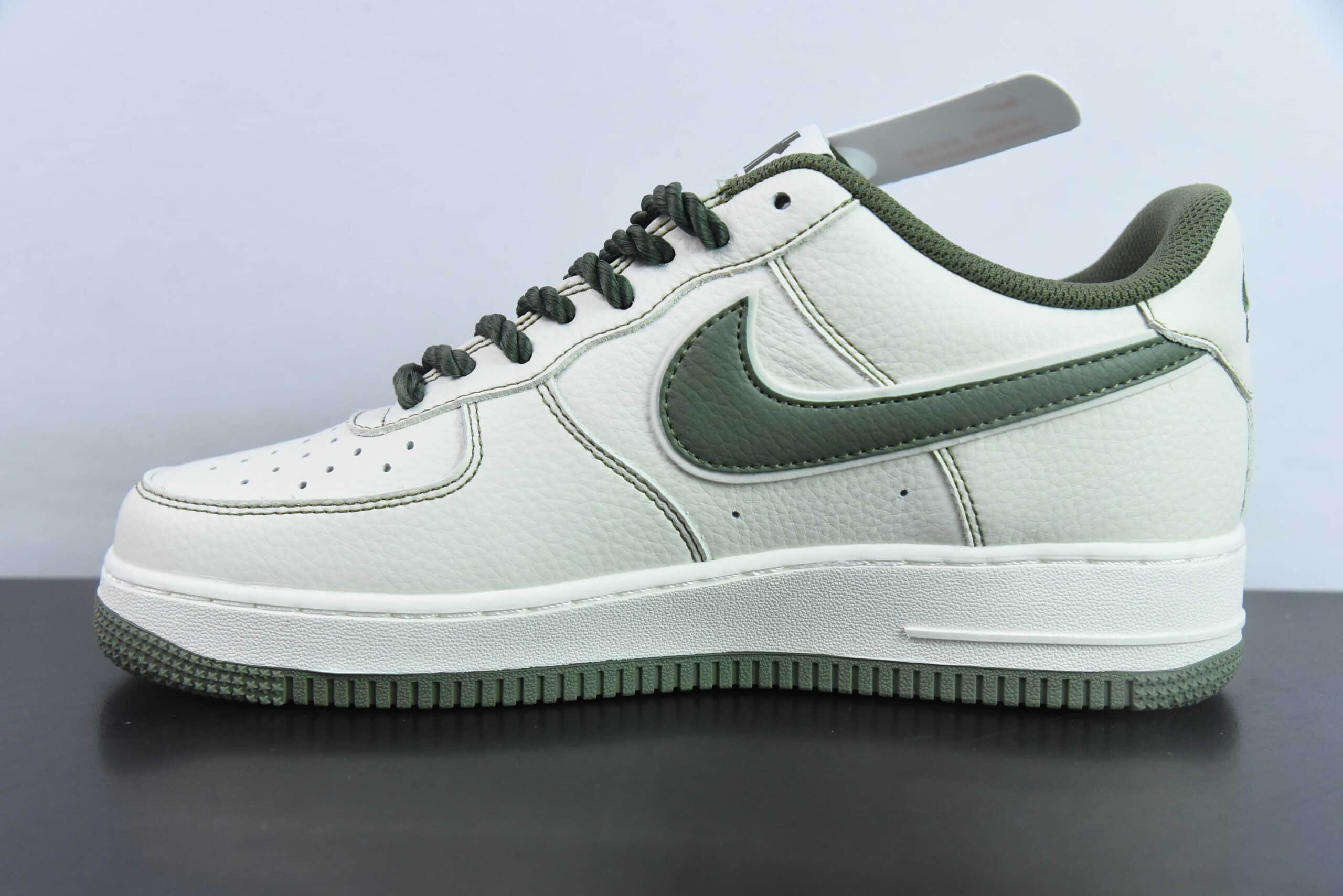 耐克Nike Undefeated x Nk Air Force 1'07 Low 军绿麻绳空军一号低帮休闲板鞋纯原版本 货号：UT2023-202