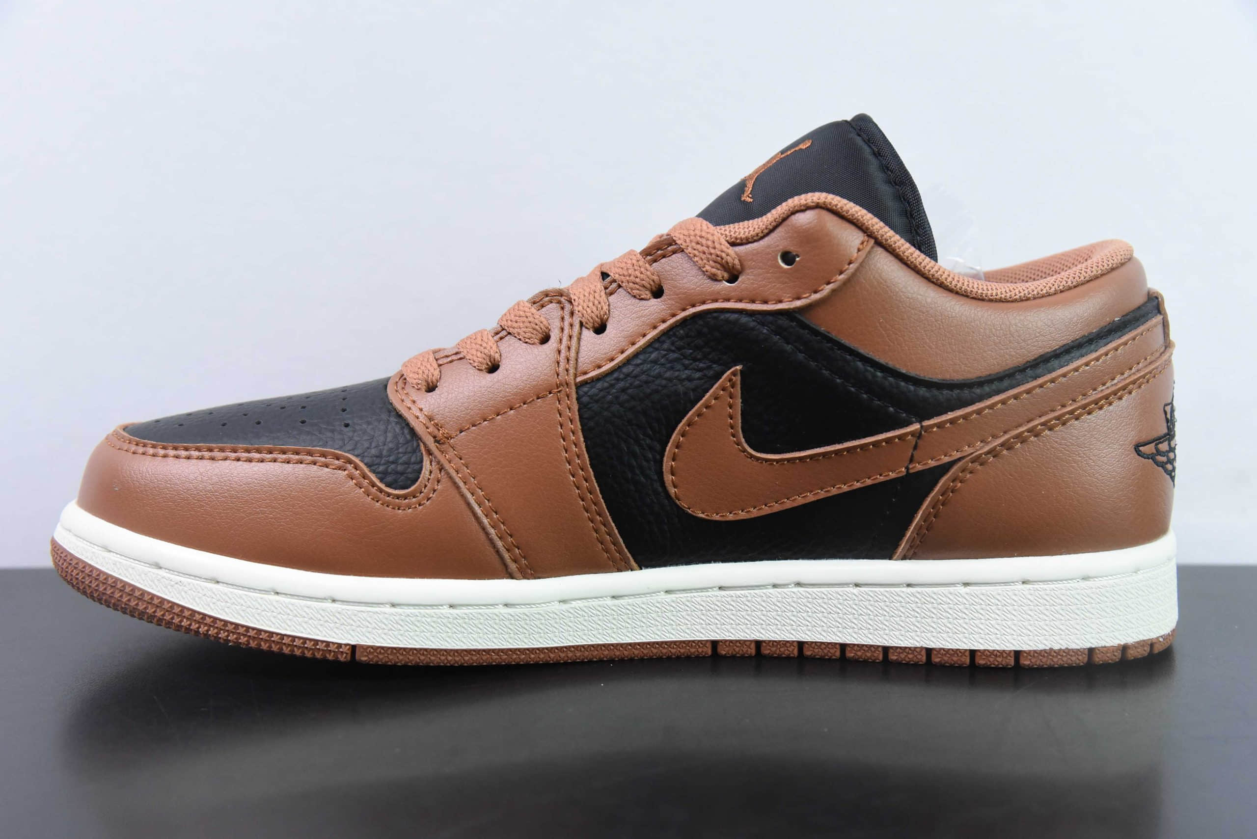 乔丹Air Jordan 1 Retro Low WMNS Archaeo Brown AJ1黑棕低帮复古文化篮球鞋纯原版本 货号：DC0774-021