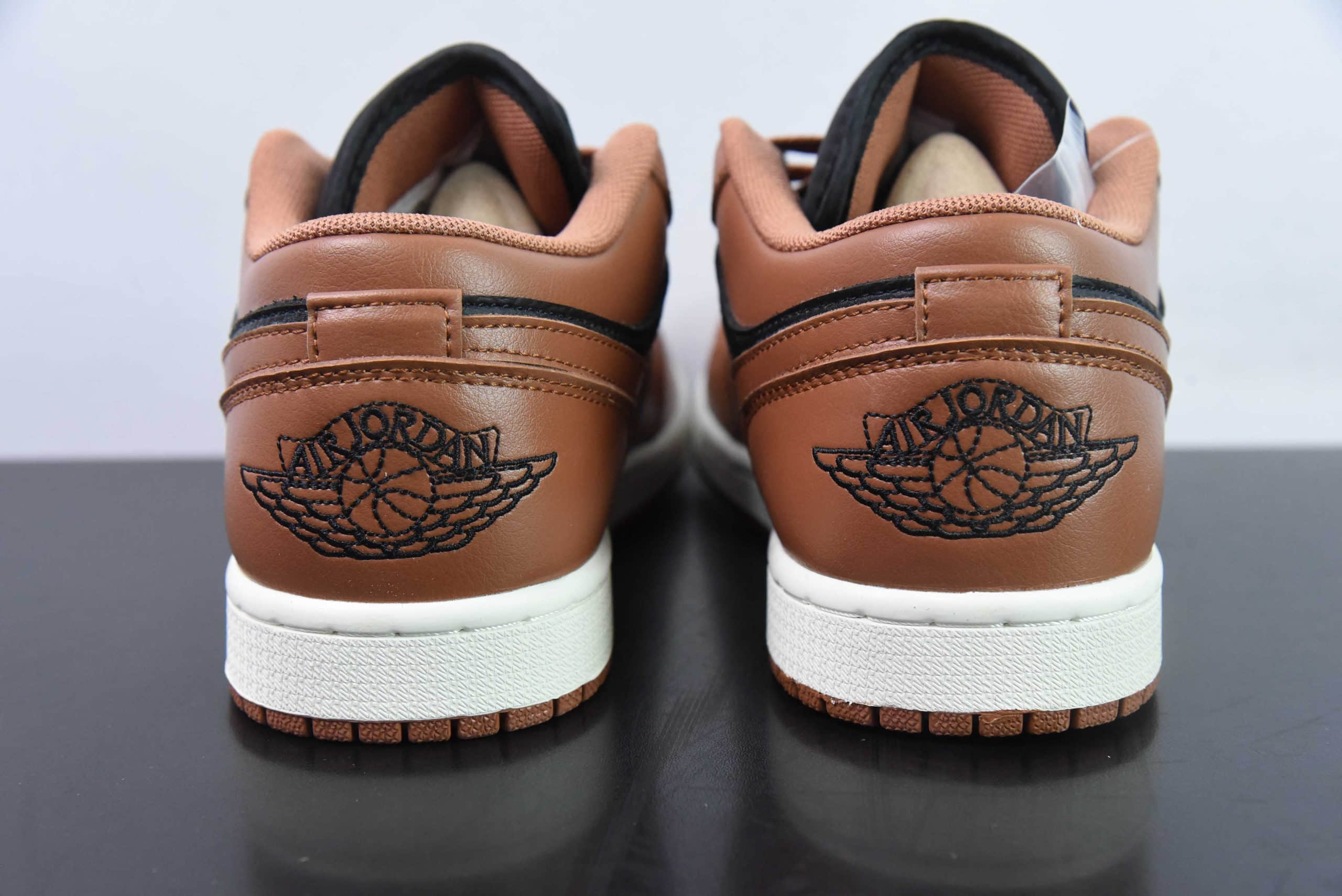 乔丹Air Jordan 1 Retro Low WMNS Archaeo Brown AJ1黑棕低帮复古文化篮球鞋纯原版本 货号：DC0774-021