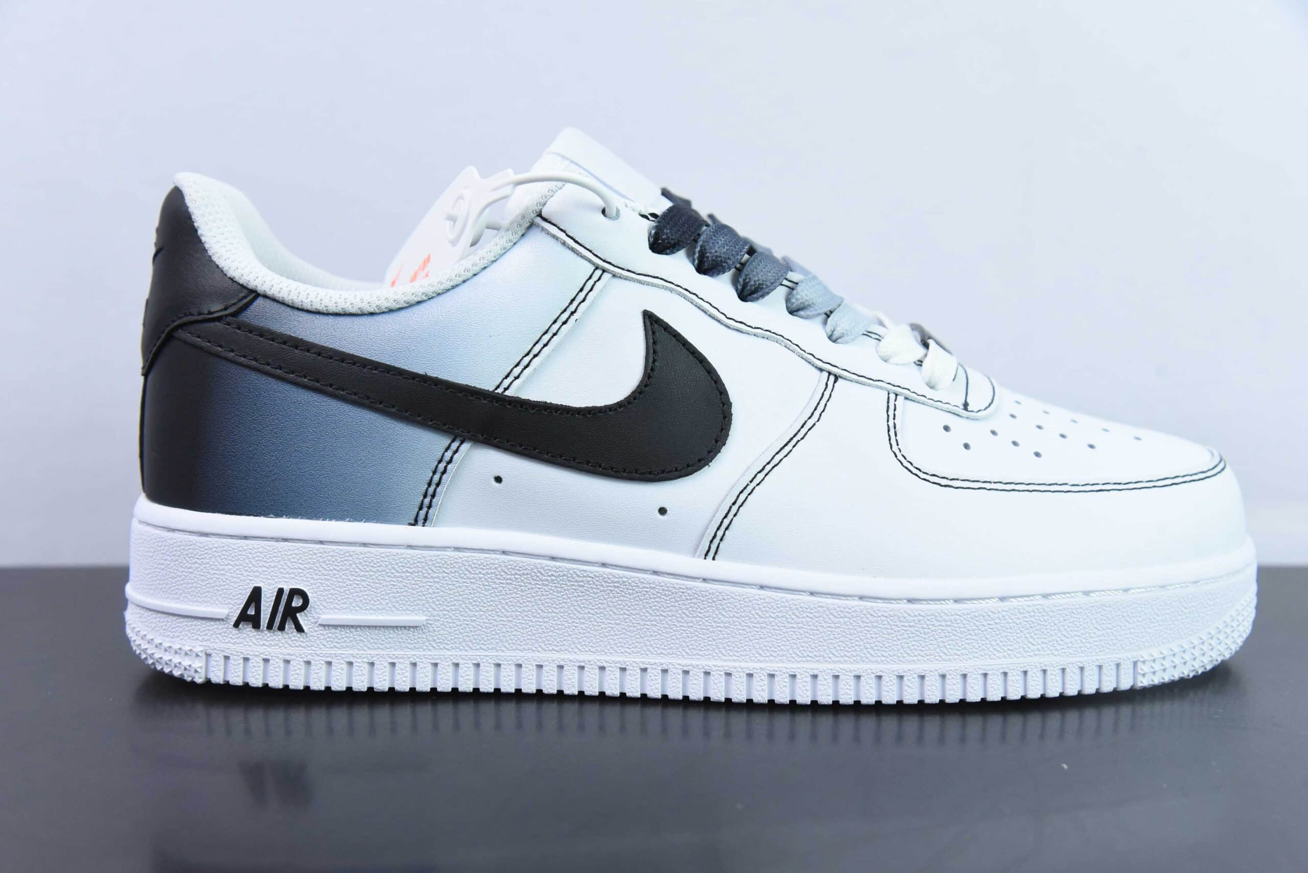 耐克Nike Air Force 1´07 Low 黑蓝渐变空军一号低帮百搭休闲运动板鞋纯原版本 货号：FV0366-101  