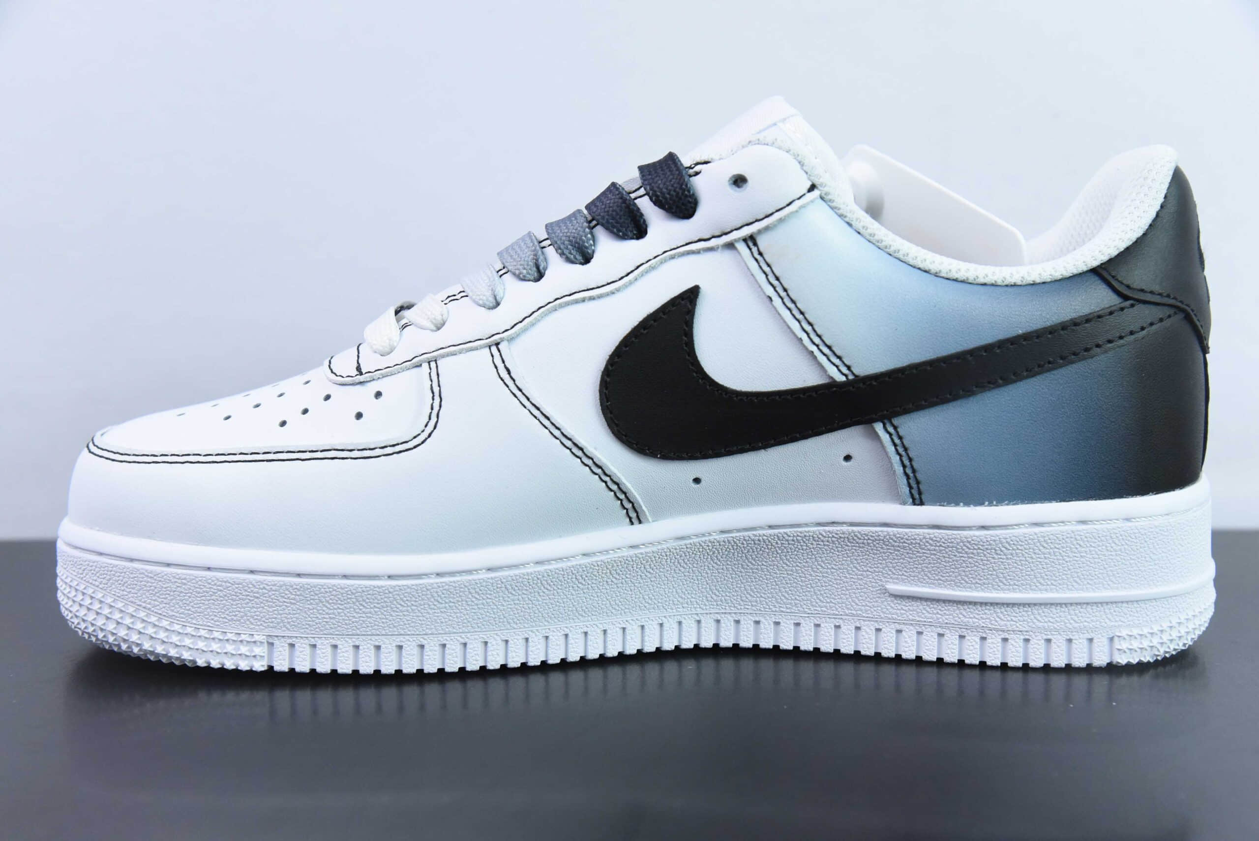 耐克Nike Air Force 1´07 Low 黑蓝渐变空军一号低帮百搭休闲运动板鞋纯原版本 货号：FV0366-101  