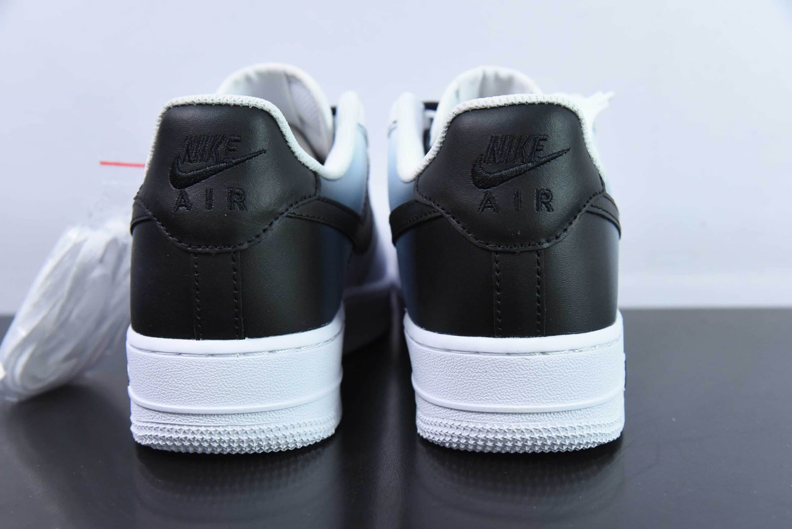 耐克Nike Air Force 1´07 Low 黑蓝渐变空军一号低帮百搭休闲运动板鞋纯原版本 货号：FV0366-101  