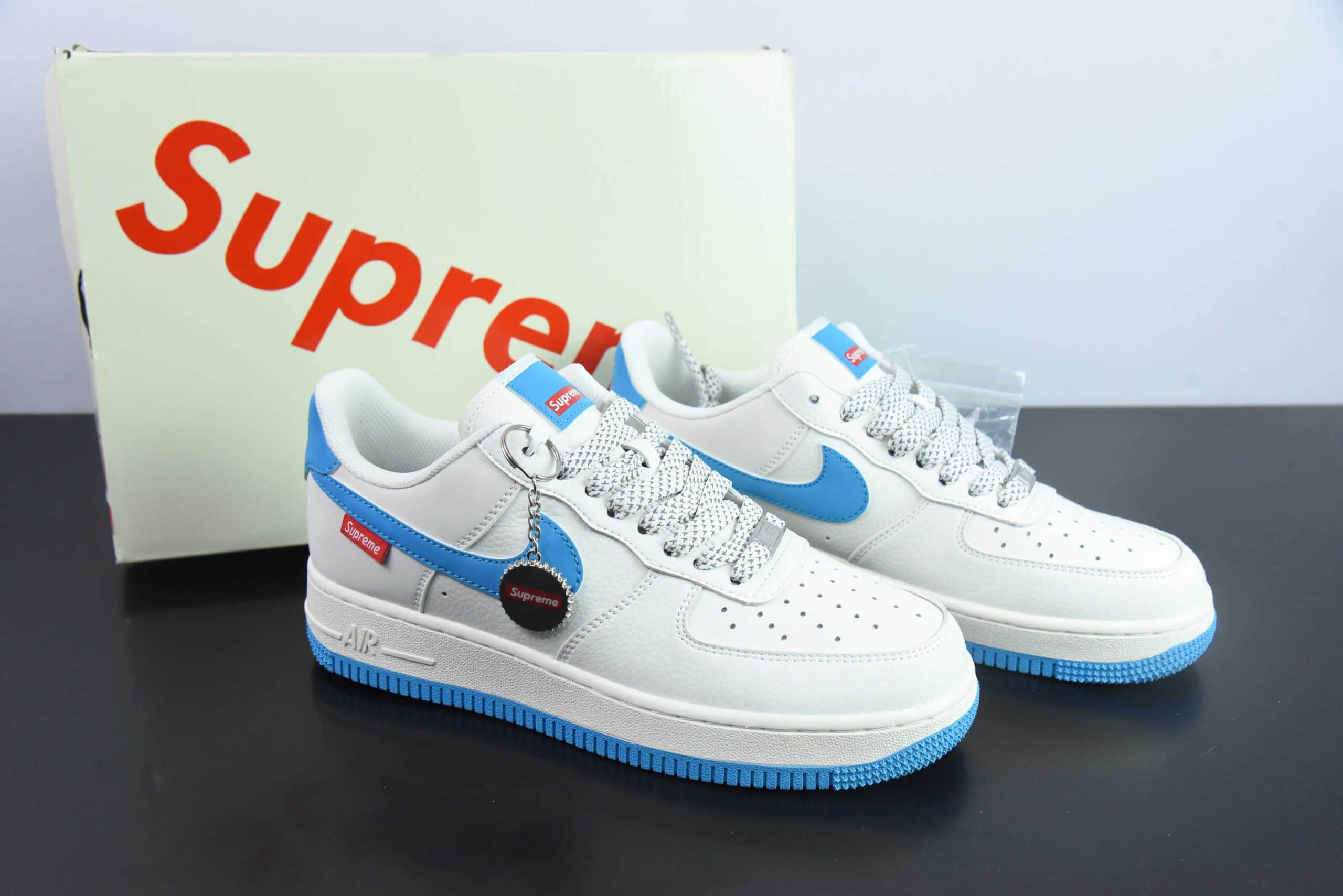 耐克Nike Air Force 1 Low 07 x Supreme联名白蓝满天星空军一号低帮休闲板鞋纯原版本 货号：HD1968-024