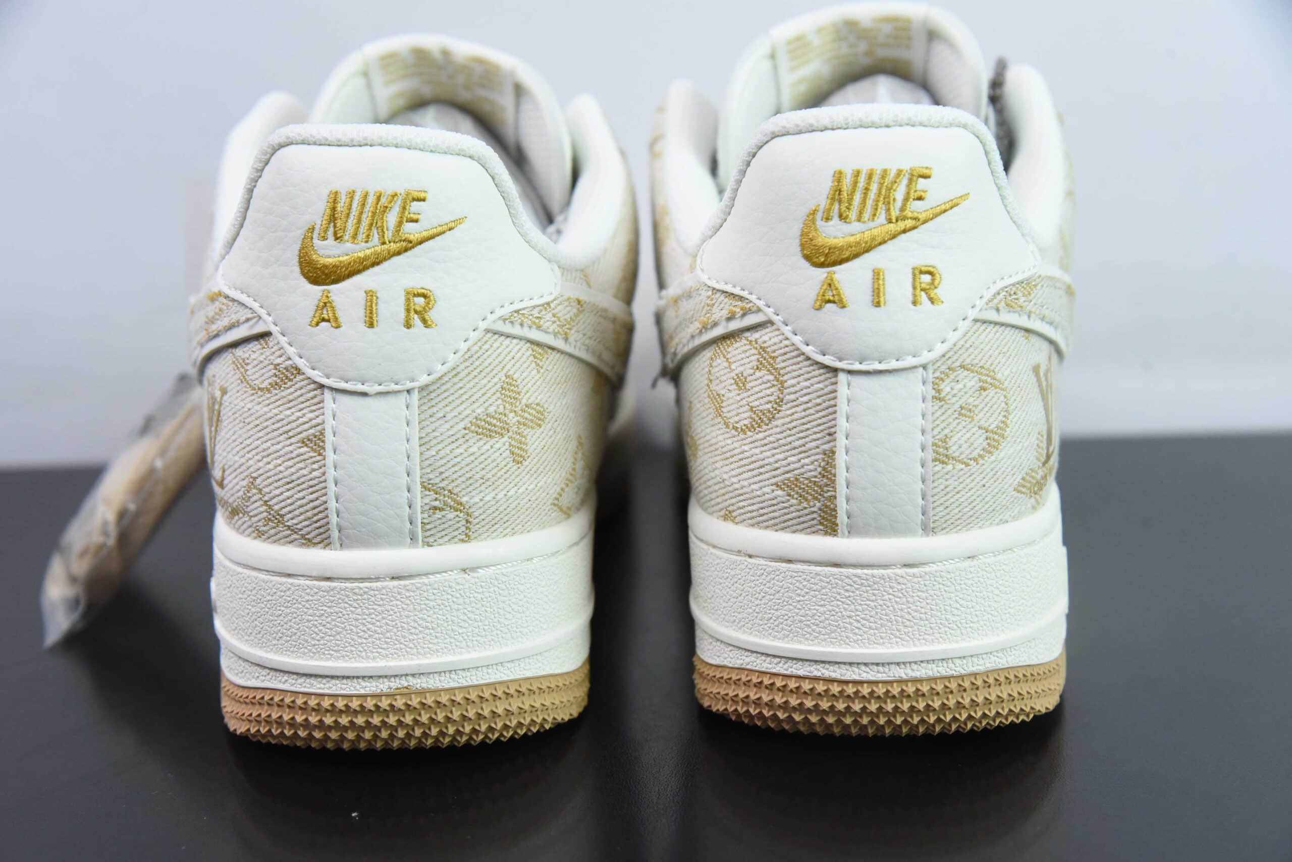 耐克Nike Air Force 1´07 Low LV联名卡其小双勾空军一号低帮百搭休闲运动板鞋纯原版本 货号：SJ2088-001 