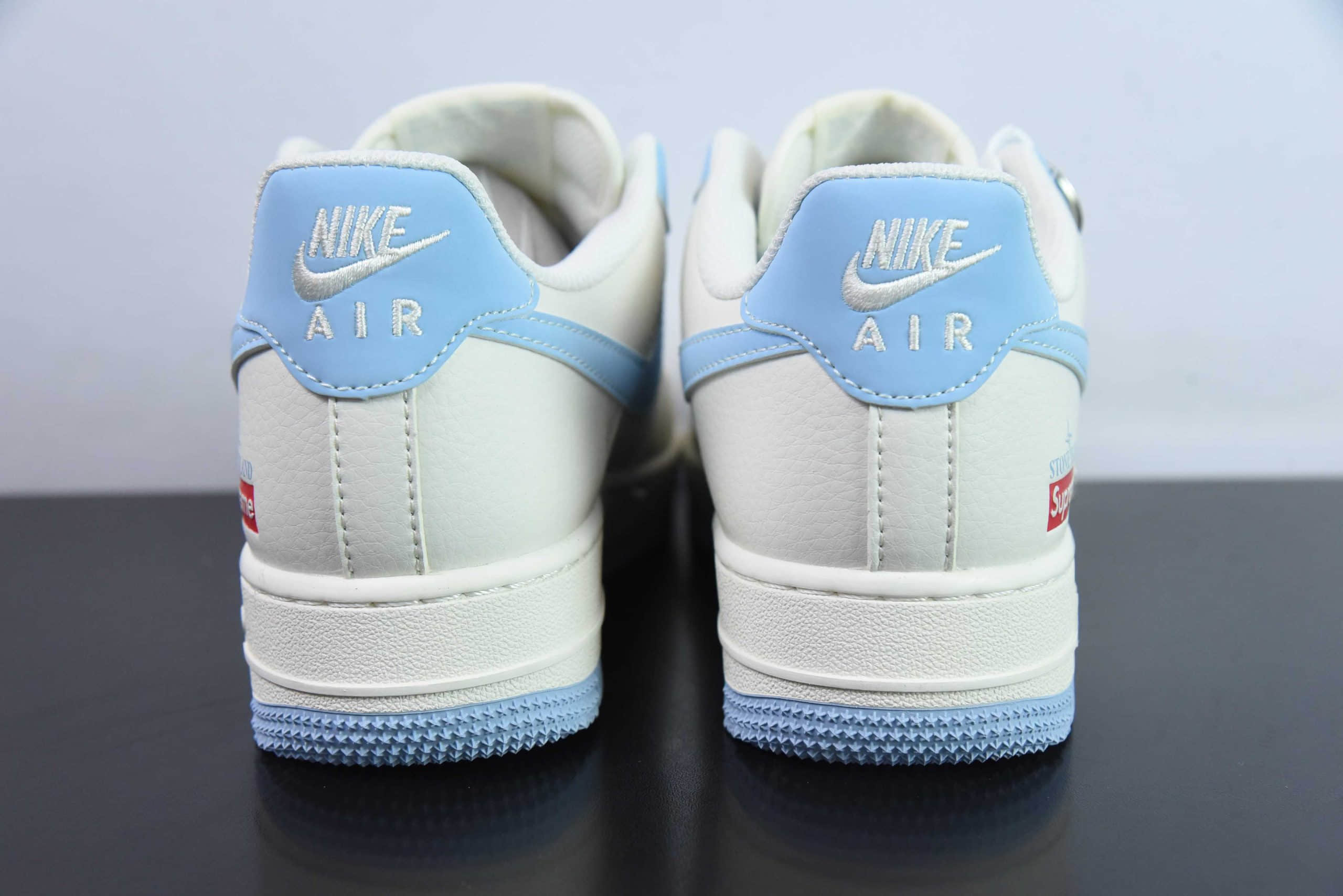 耐克Nike Air Force 1'07 Low Supreme石头岛联名天青色空军一号低帮休闲板鞋纯原版本 货号：BB9599-205