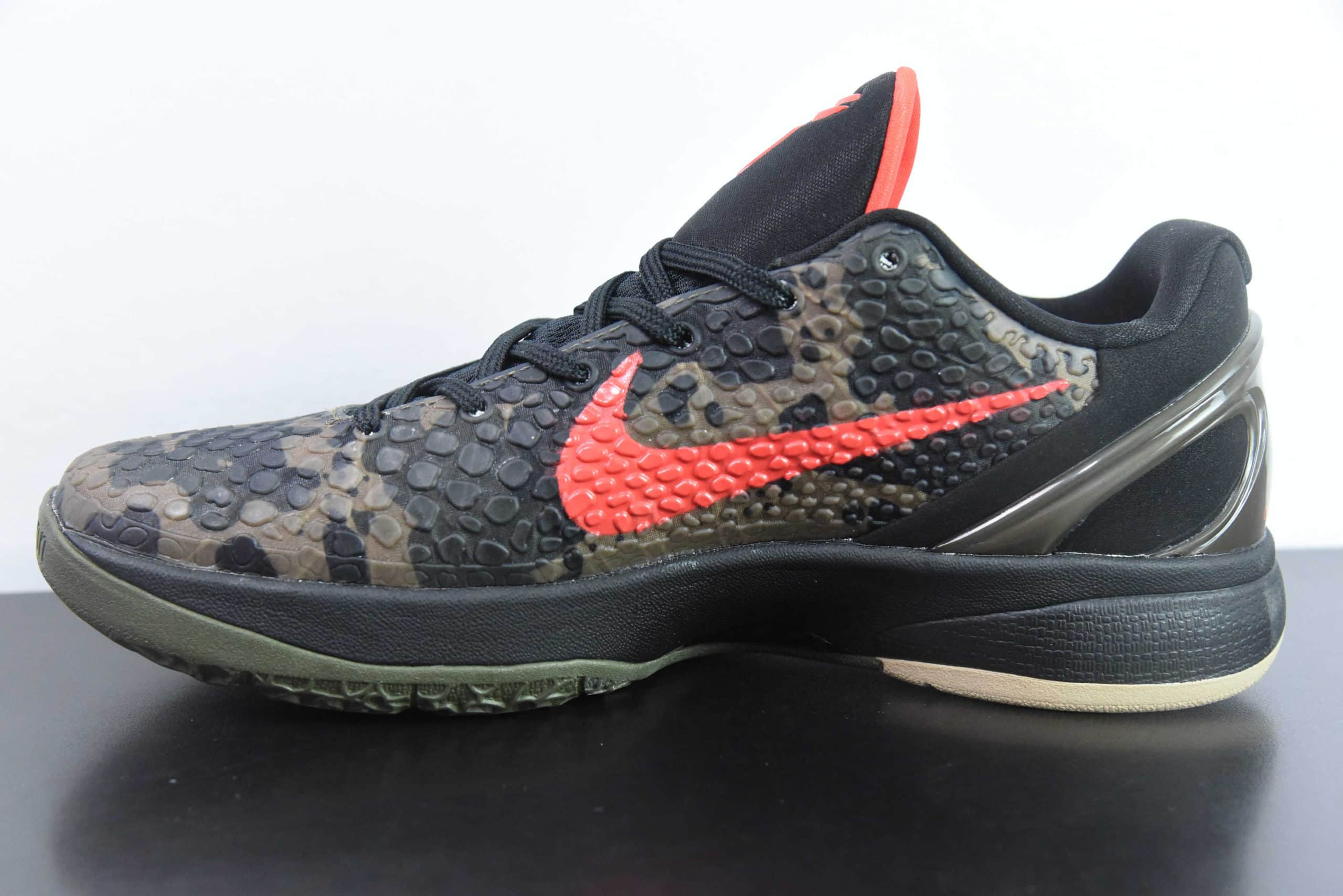 科比Kobe 6 ProtroItalian Camo 科比6代意大利迷彩黑红龙鳞蛇纹低帮实战篮球鞋纯原版本 货号：FQ3546-001