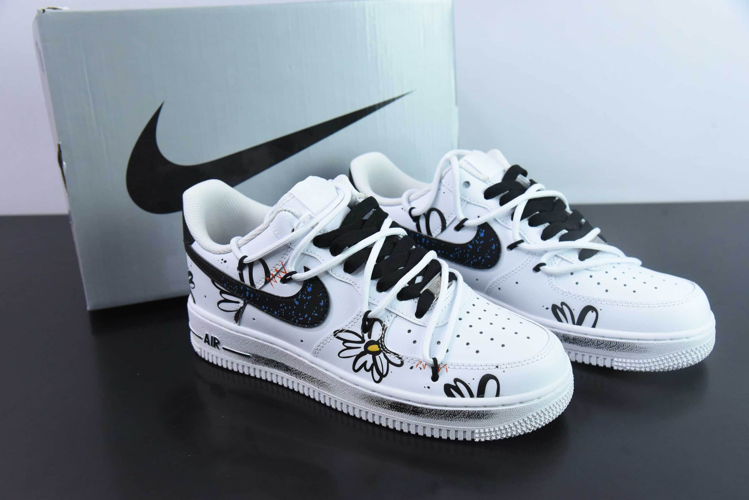 耐克Nike Air Force 1 Low’07 小皱菊喷绘空军一号绑带低帮休闲板鞋纯原版本 货号：ZH0316-025