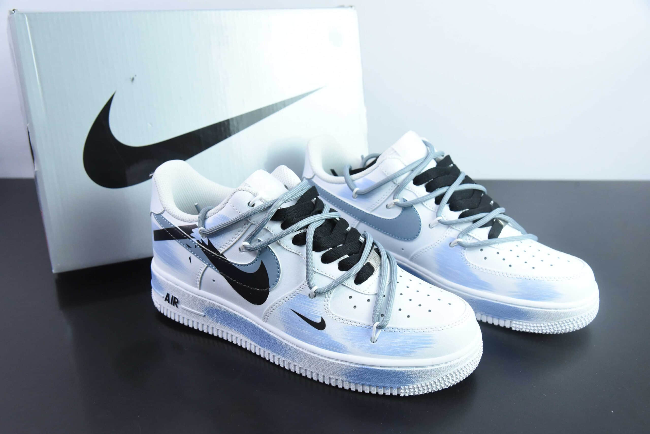 耐克Nike Air Force 1´07 Low 二次元主题紫蓝喷绘空军一号低帮百搭休闲运动板鞋纯原版本 货号：ZH0316-029