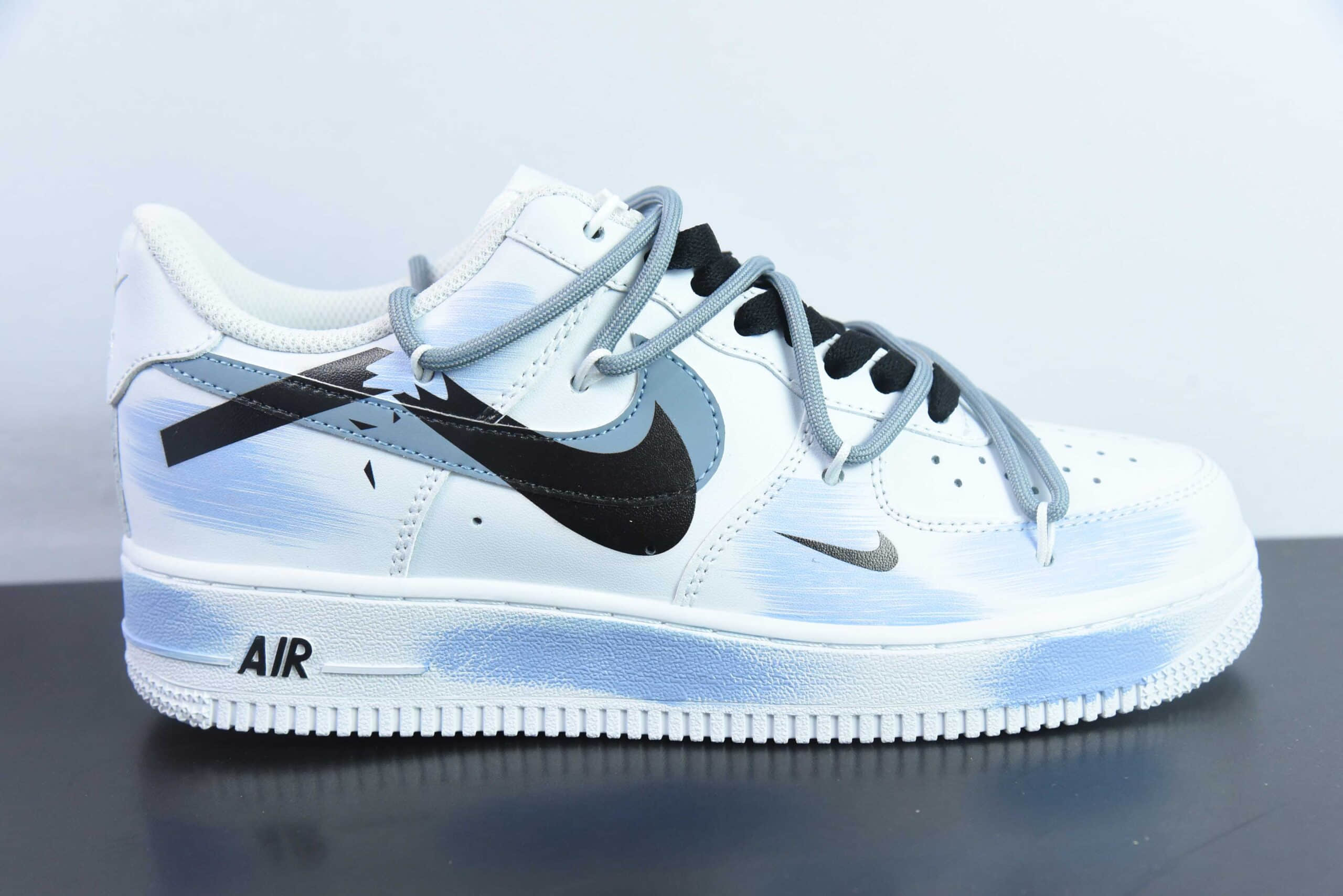 耐克Nike Air Force 1´07 Low 二次元主题紫蓝喷绘空军一号低帮百搭休闲运动板鞋纯原版本 货号：ZH0316-029