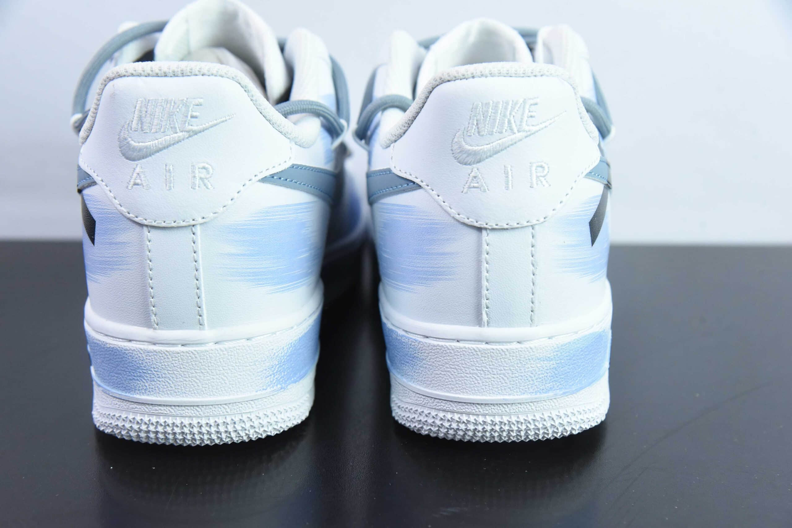 耐克Nike Air Force 1´07 Low 二次元主题紫蓝喷绘空军一号低帮百搭休闲运动板鞋纯原版本 货号：ZH0316-029