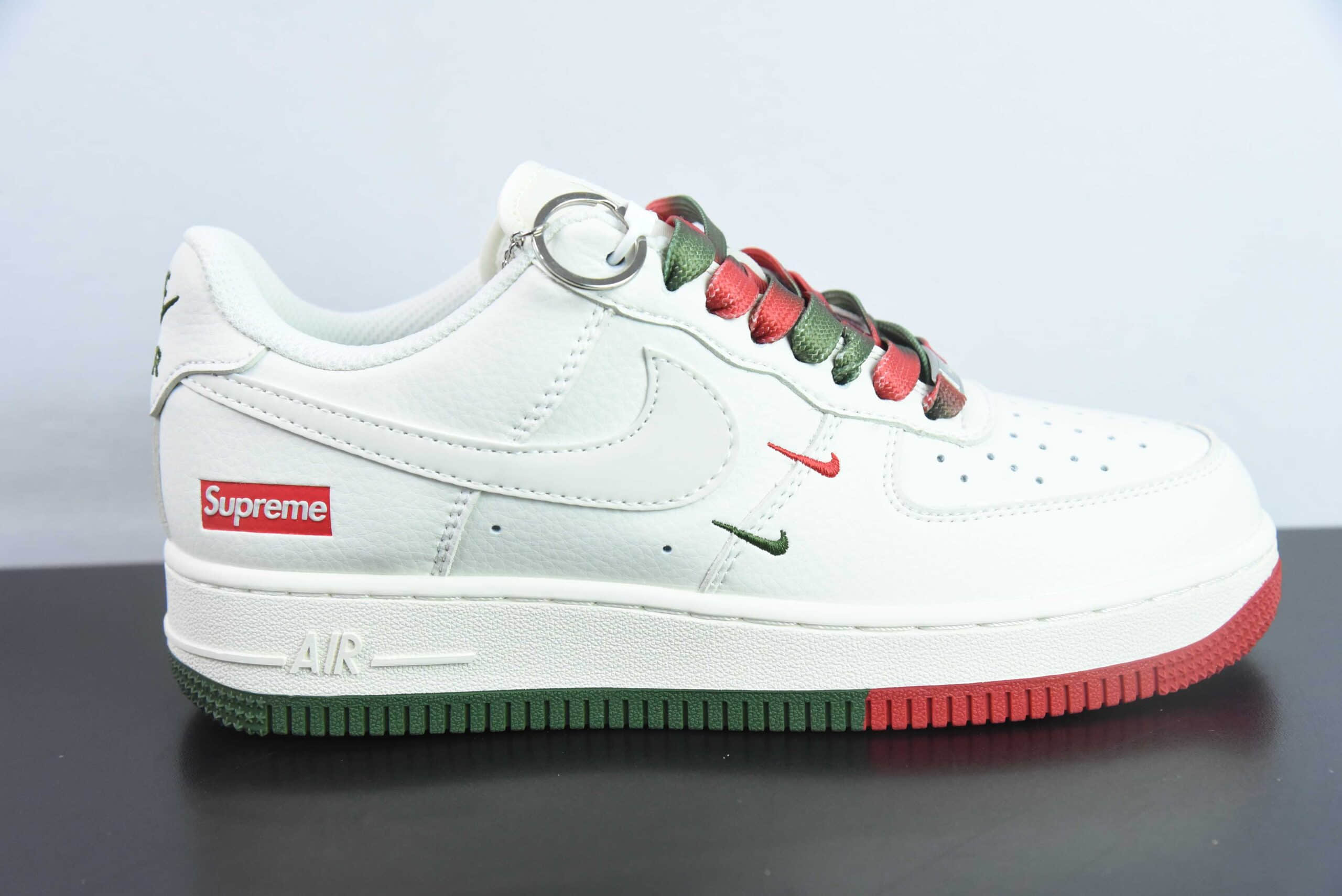 耐克Nike Air Force 1´07 Low Supreme联名米白红绿空军一号低帮百搭休闲运动板鞋纯原版本 货号：XZ6188-009