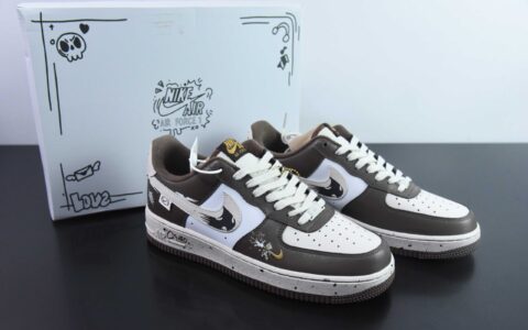 耐克Nike Air Force 1 '07 Low 刺杀小熊涂鸦空军一号低帮休闲板鞋纯原版本 货号：DB3301-770